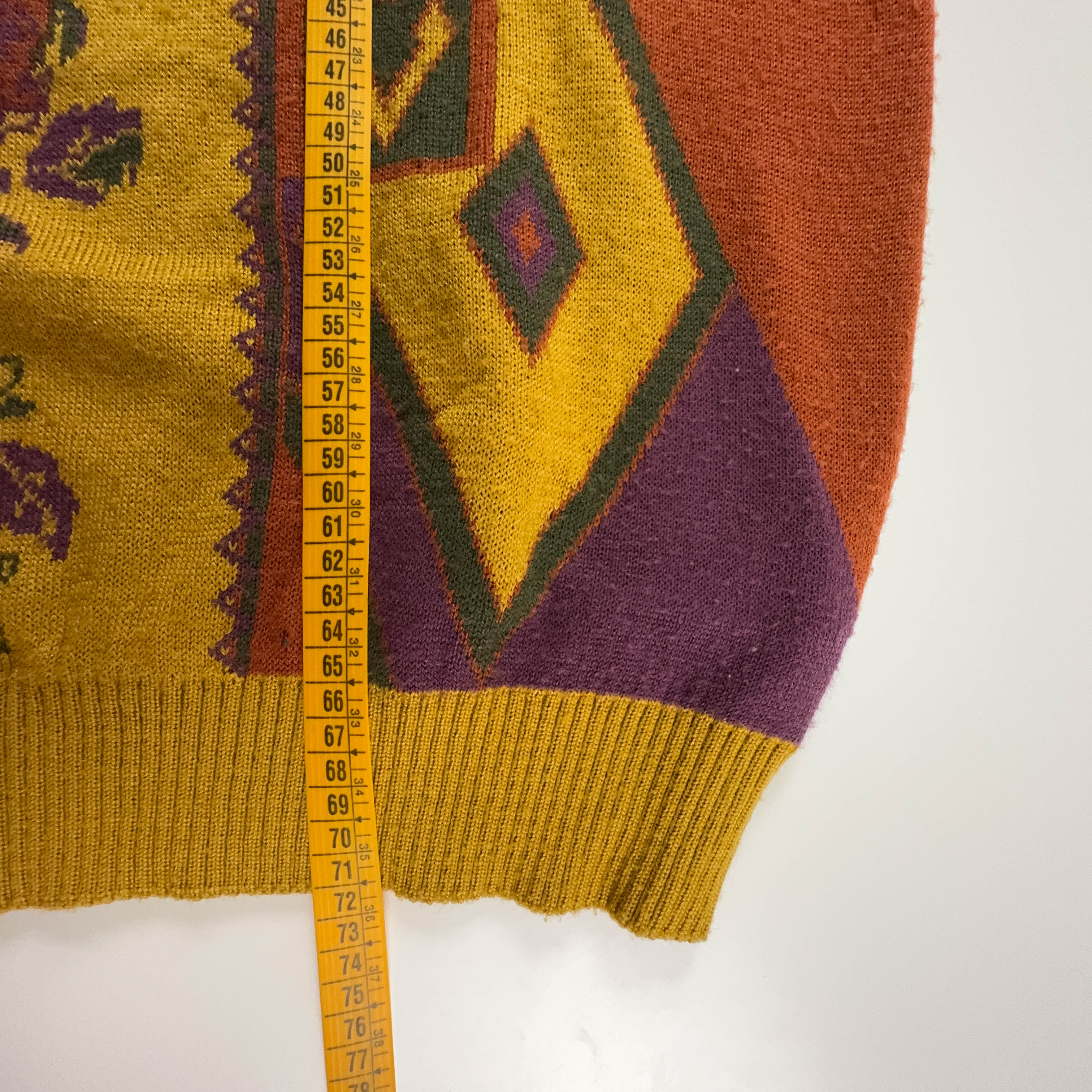 Maglione Vintage 15% lana a girocollo giallo e viola a fantasia - Taglia 52 54 L uomo