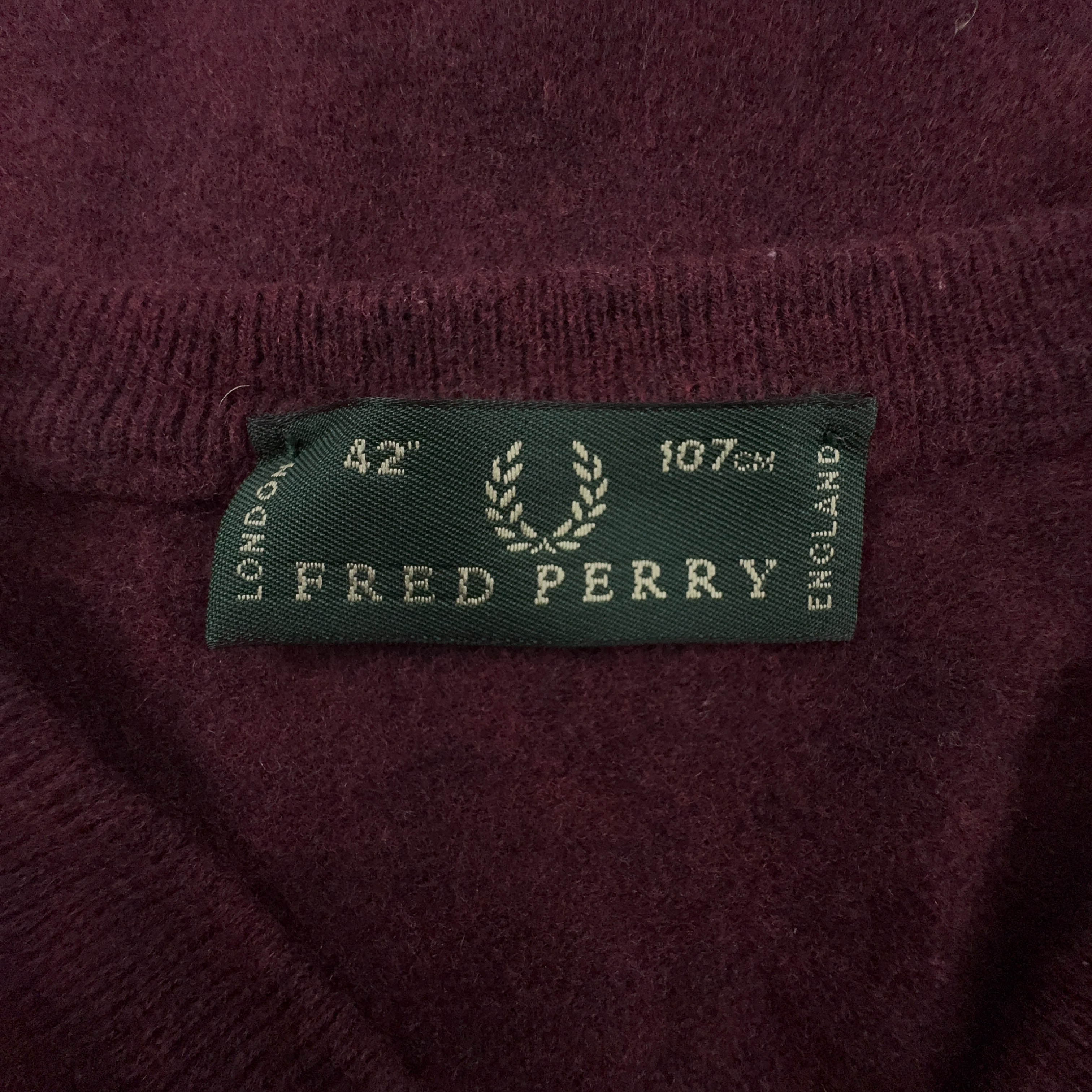 Maglione Fred Perry bordeaux scollo a V logo ricamato 100% lana - Taglia S uomo
