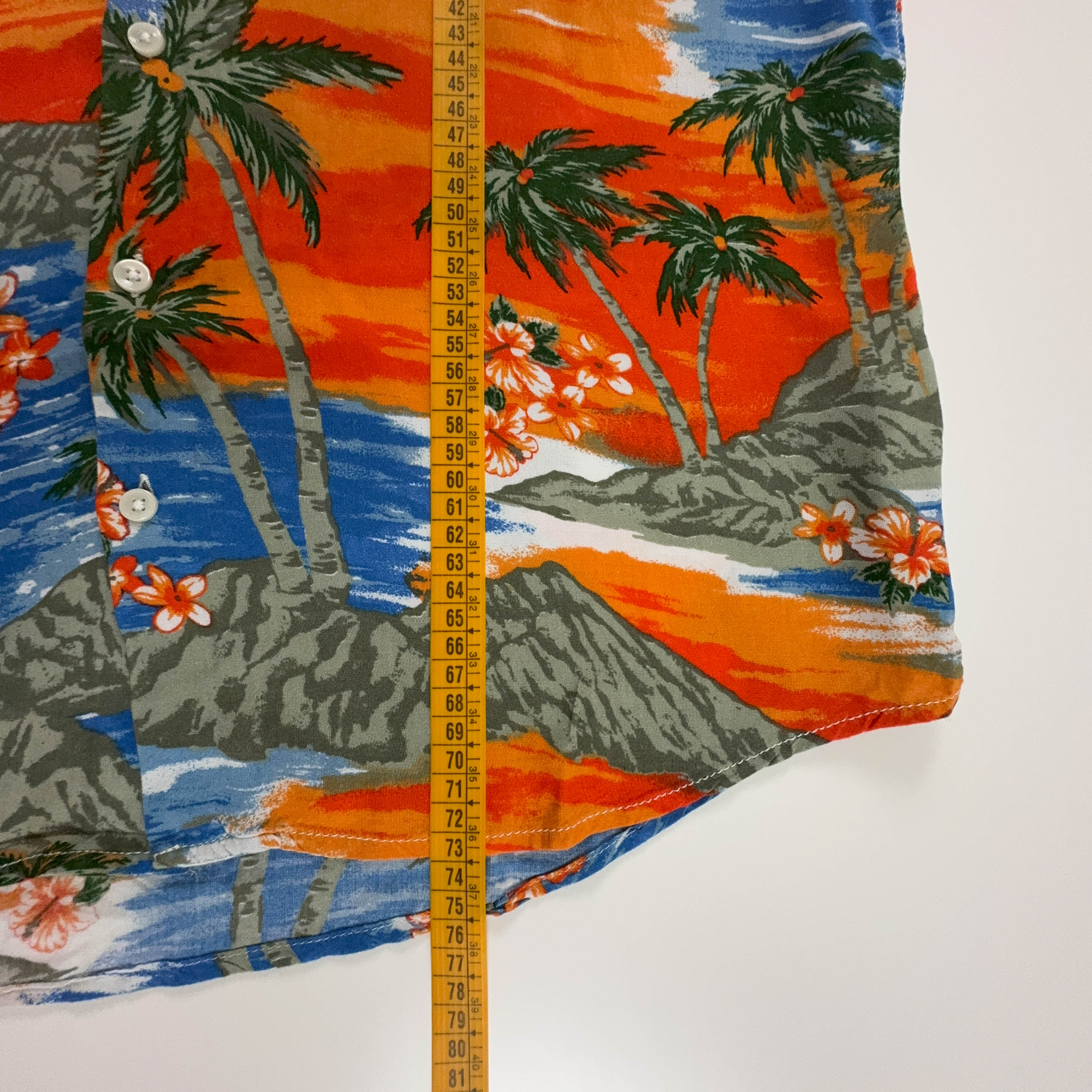 Orange and Green Hawaiian Style Vintage Shirt - Men's Size M/L