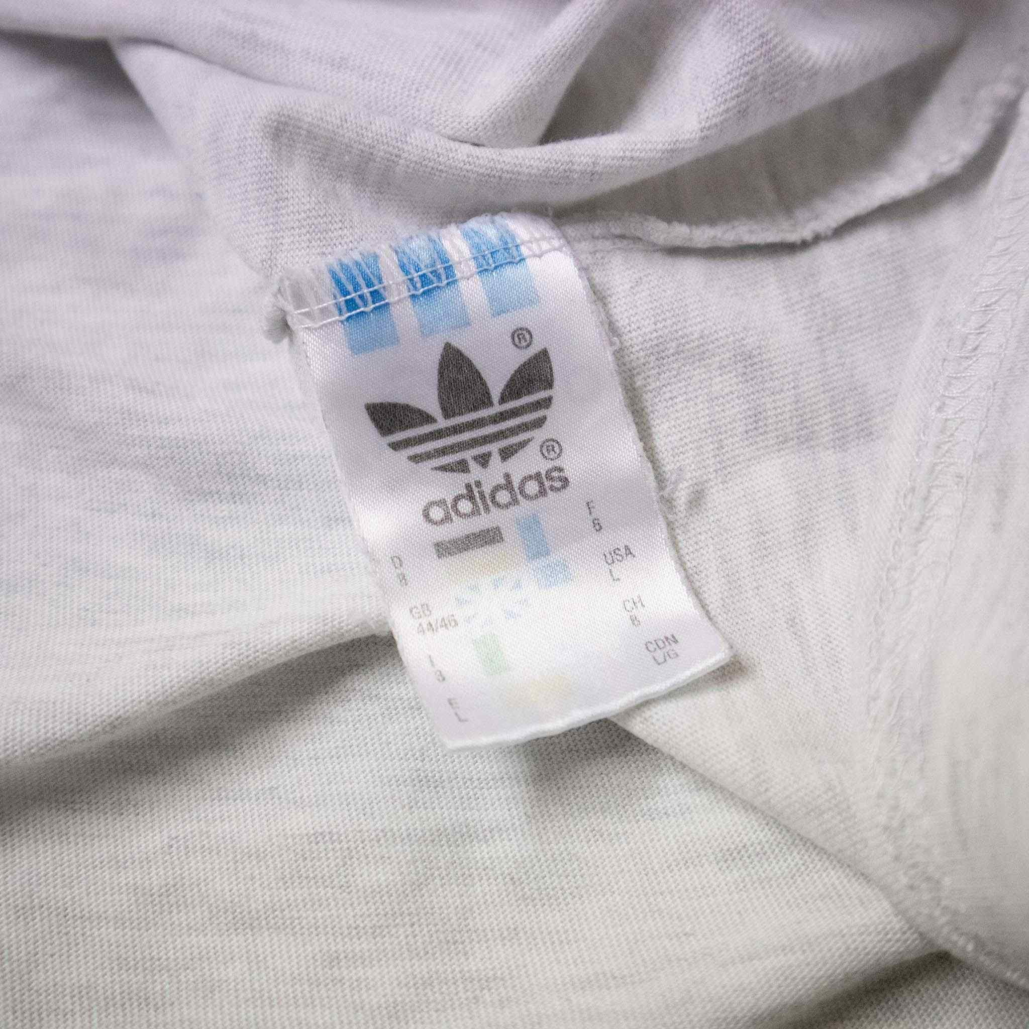 Adidas Vintage T shirt - Size L/XL