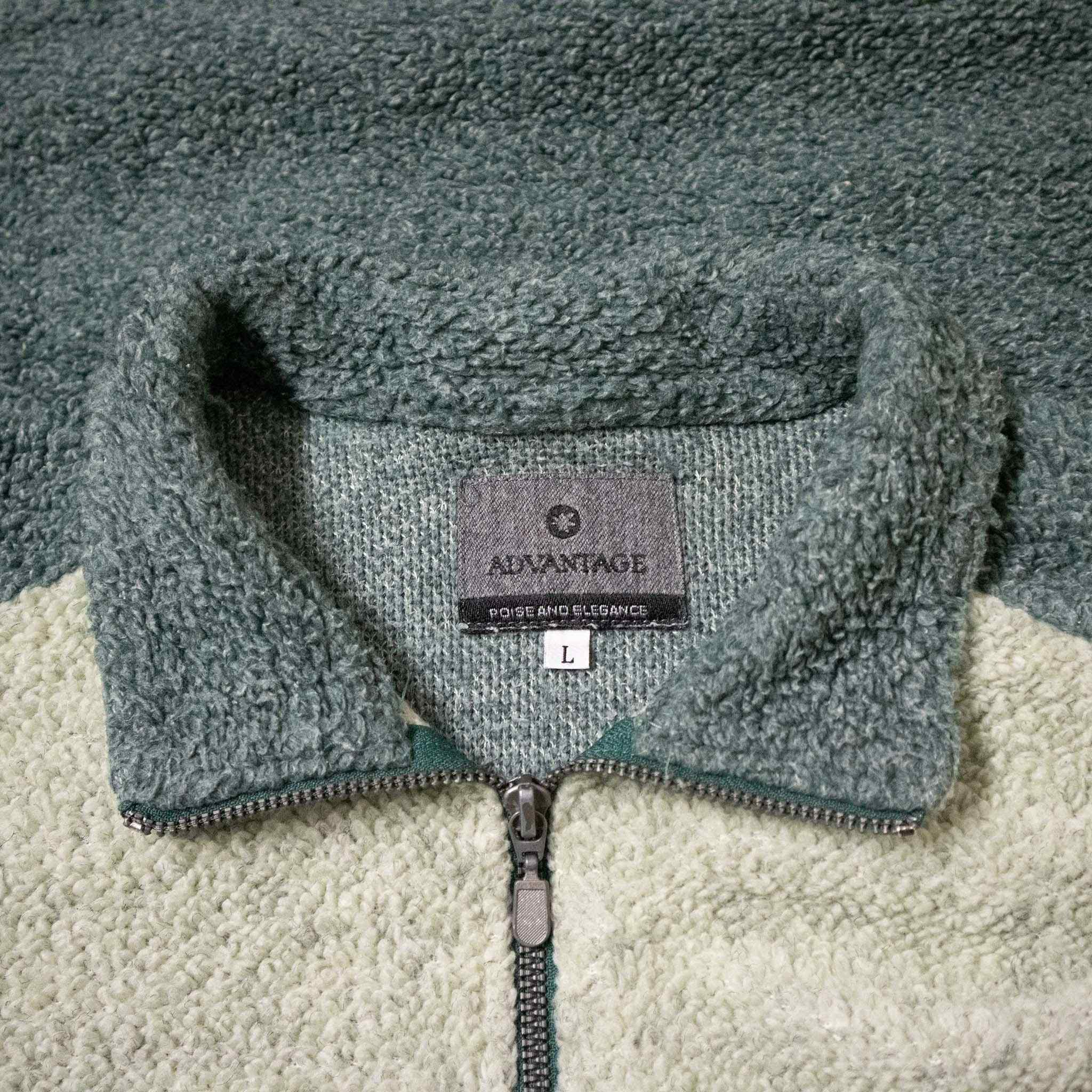 Vintage Fleece - Size L