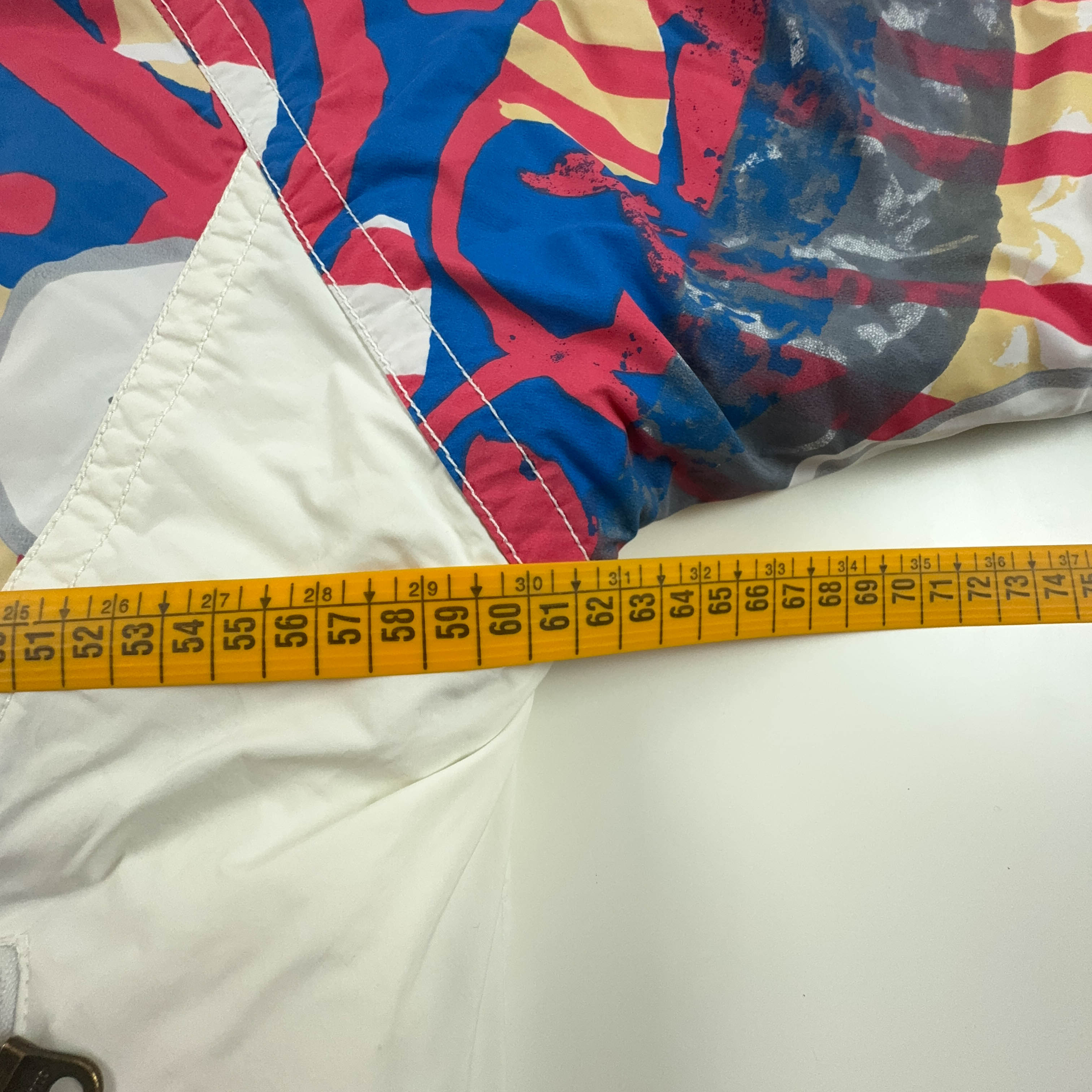 Giacca da Sci/Snowboard Vintage bianca a fantasia con zip e bottoni - Taglia M/L uomo