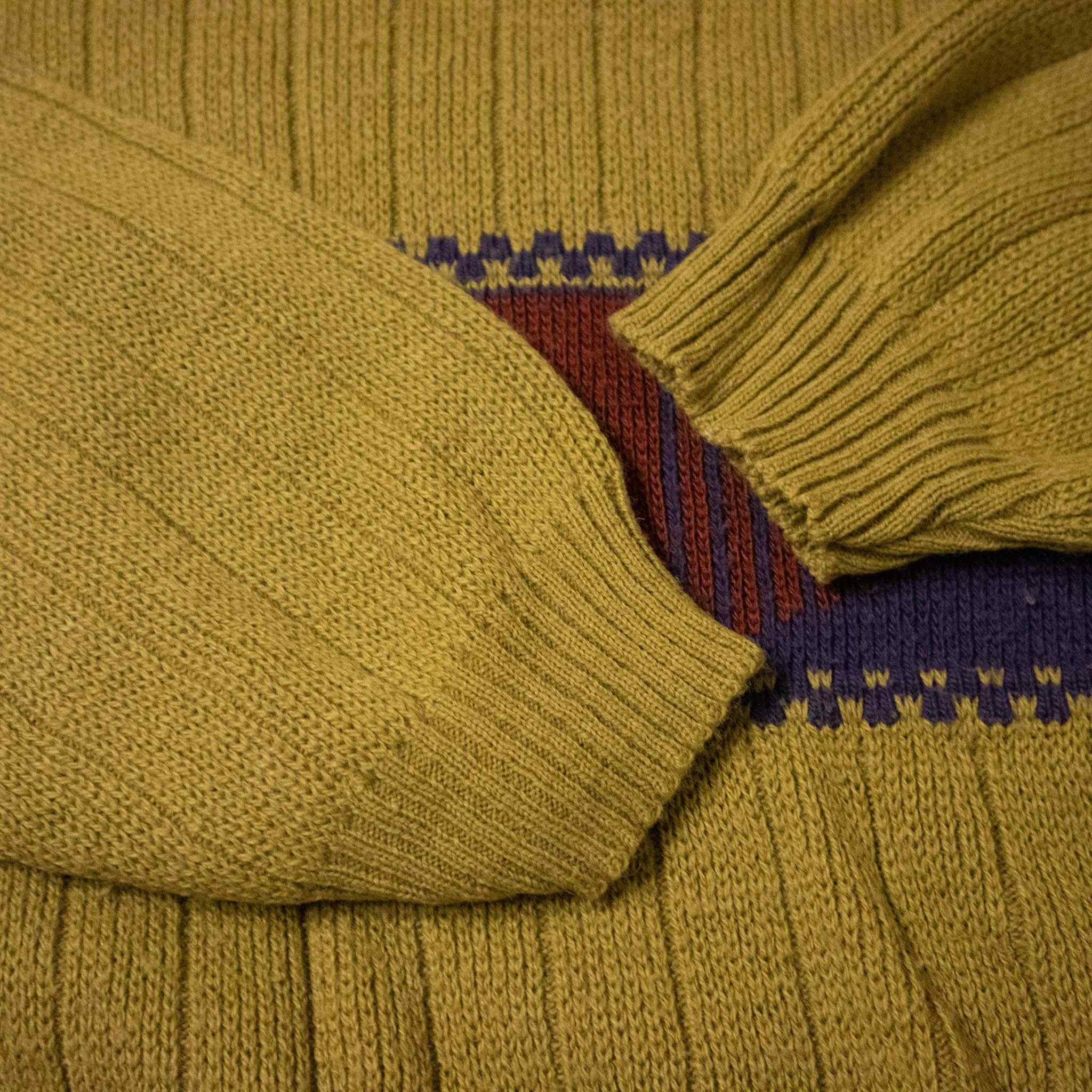 Vintage Sweater - Size M