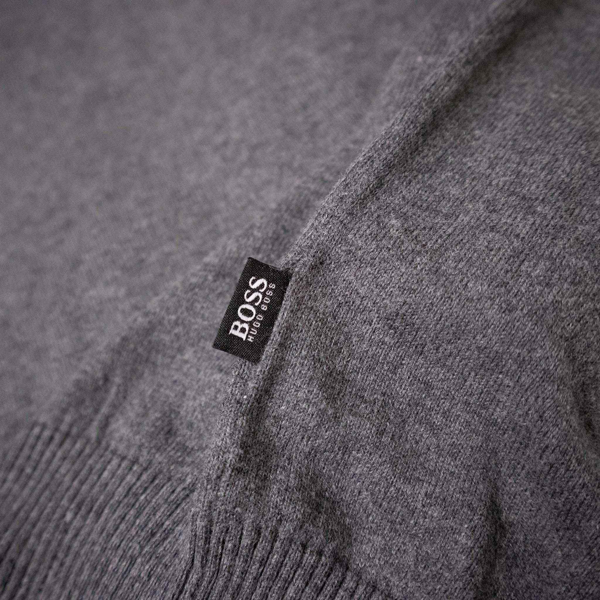 Hugo Boss sweater - Size XL