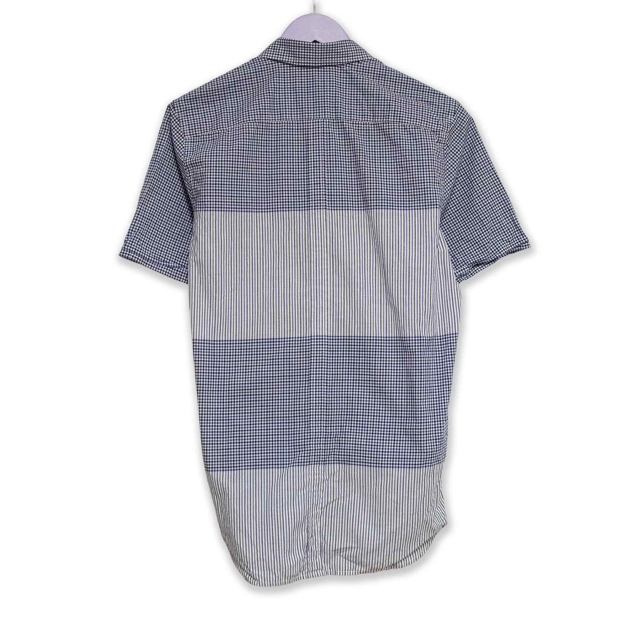 Fred Perry Shirt - Size S