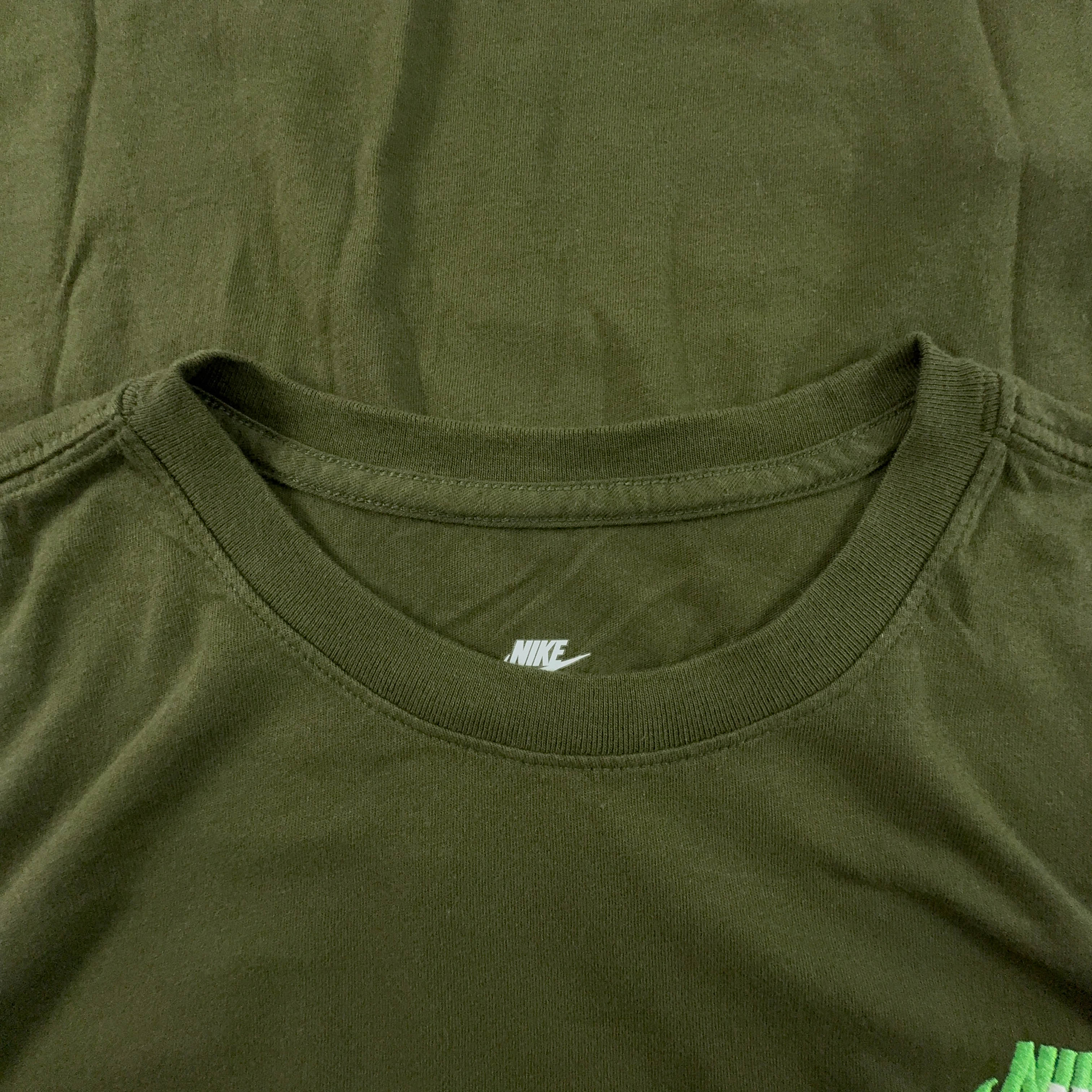 Forest Green Nike Crew Neck T-Shirt with Embroidered Logos - Men's Size M/L