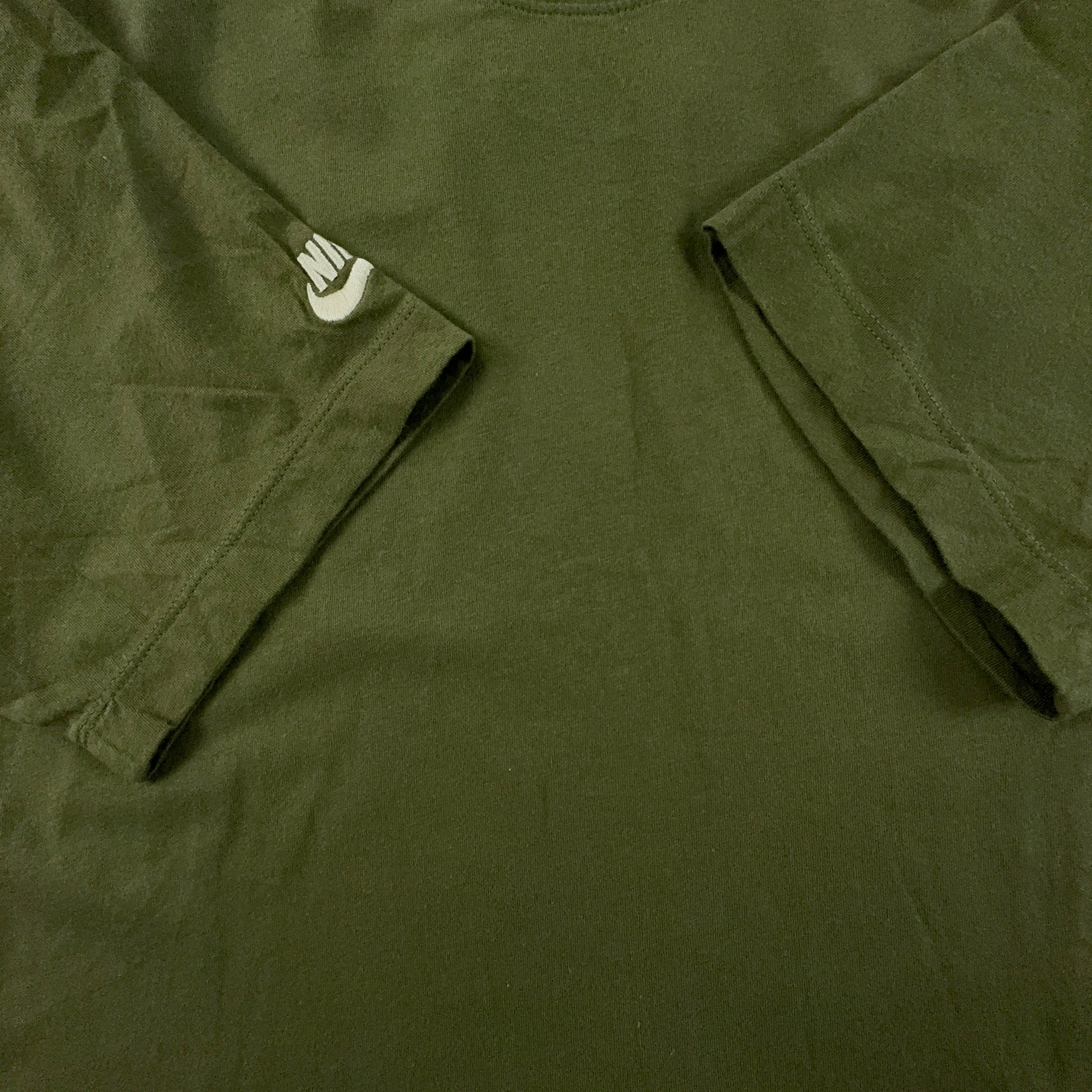 Forest Green Nike Crew Neck T-Shirt with Embroidered Logos - Men's Size M/L