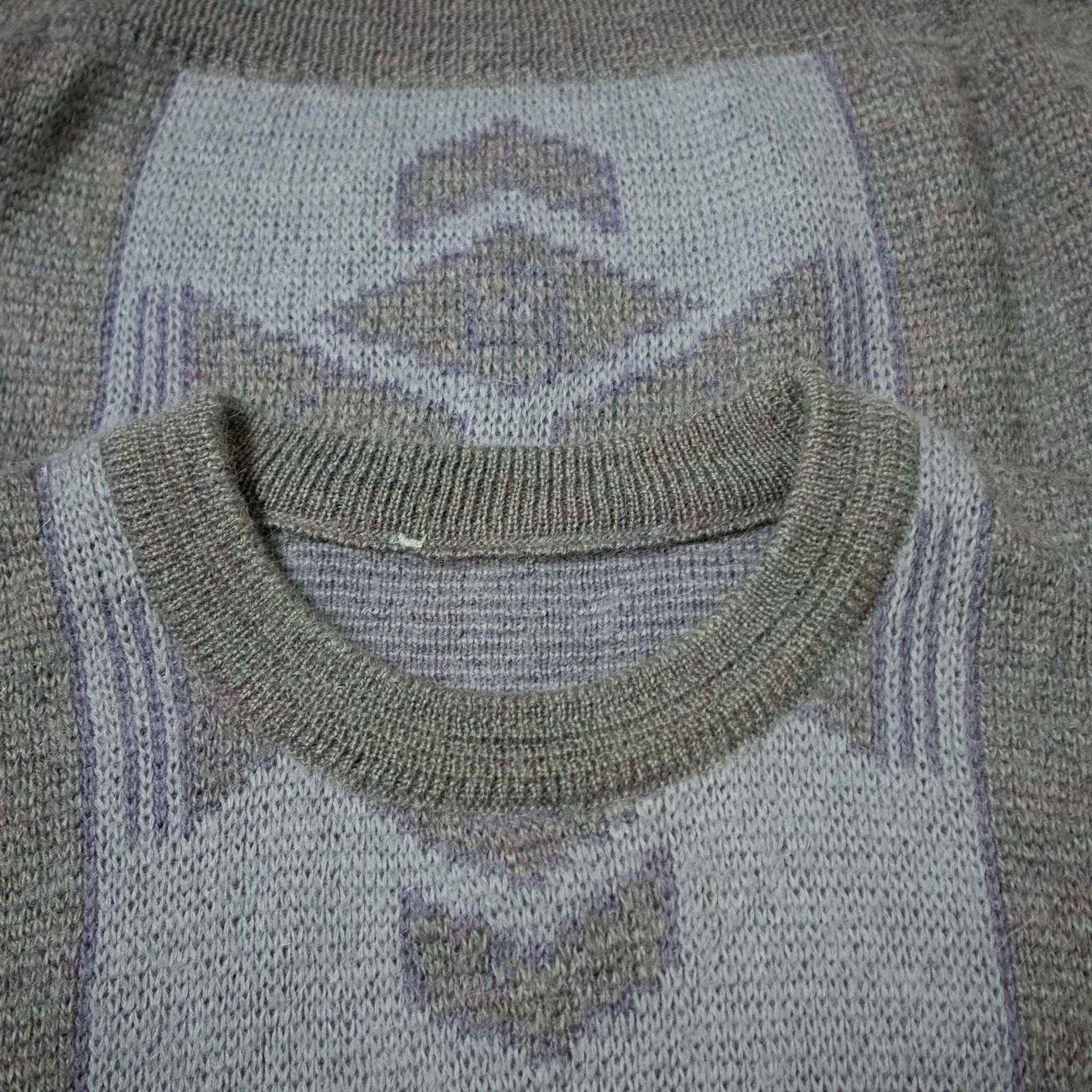 Vintage Sweater - Size L