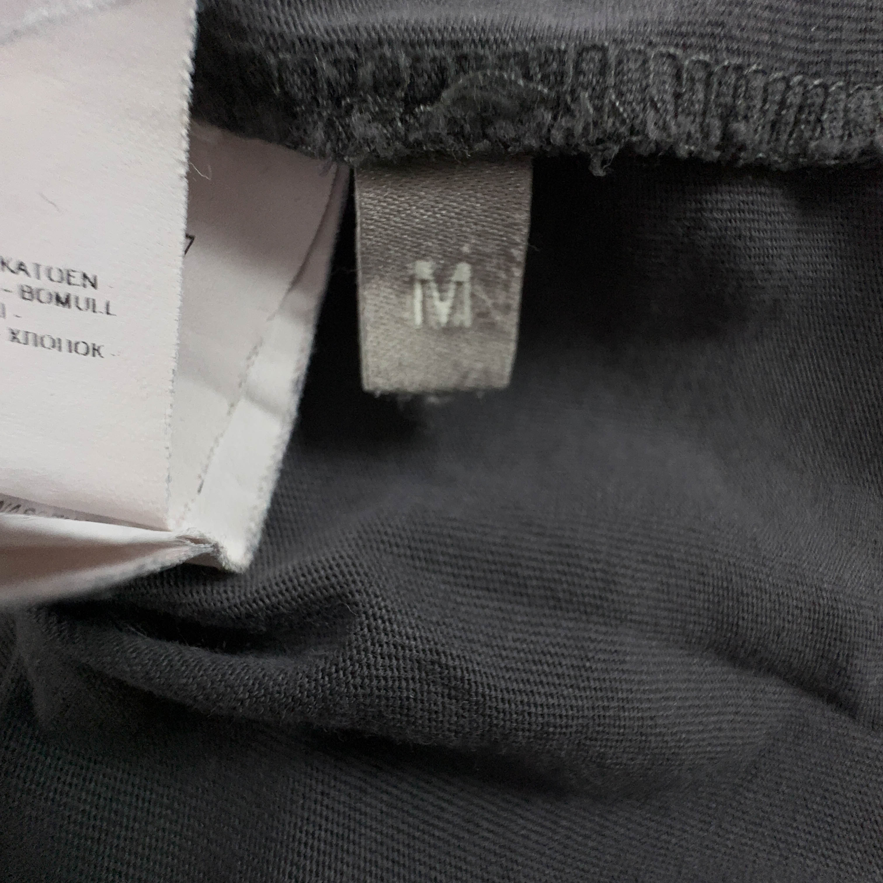 Napapijri T-shirt with dark grey logo print and crew neck - Men's Size M