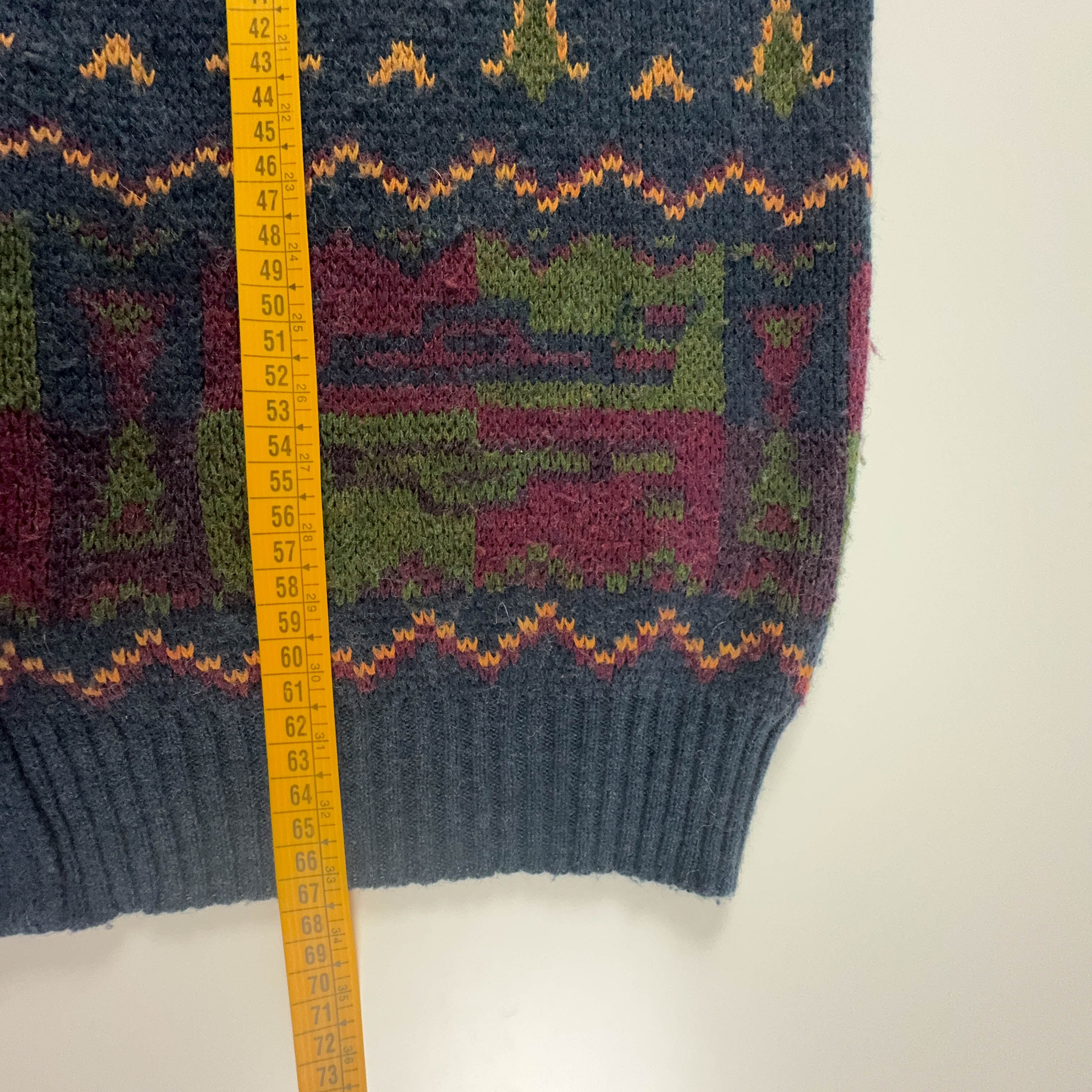 Vintage Cardigan Wool Blend Burgundy Geometric Pattern with Buttons - Size L/XL Men