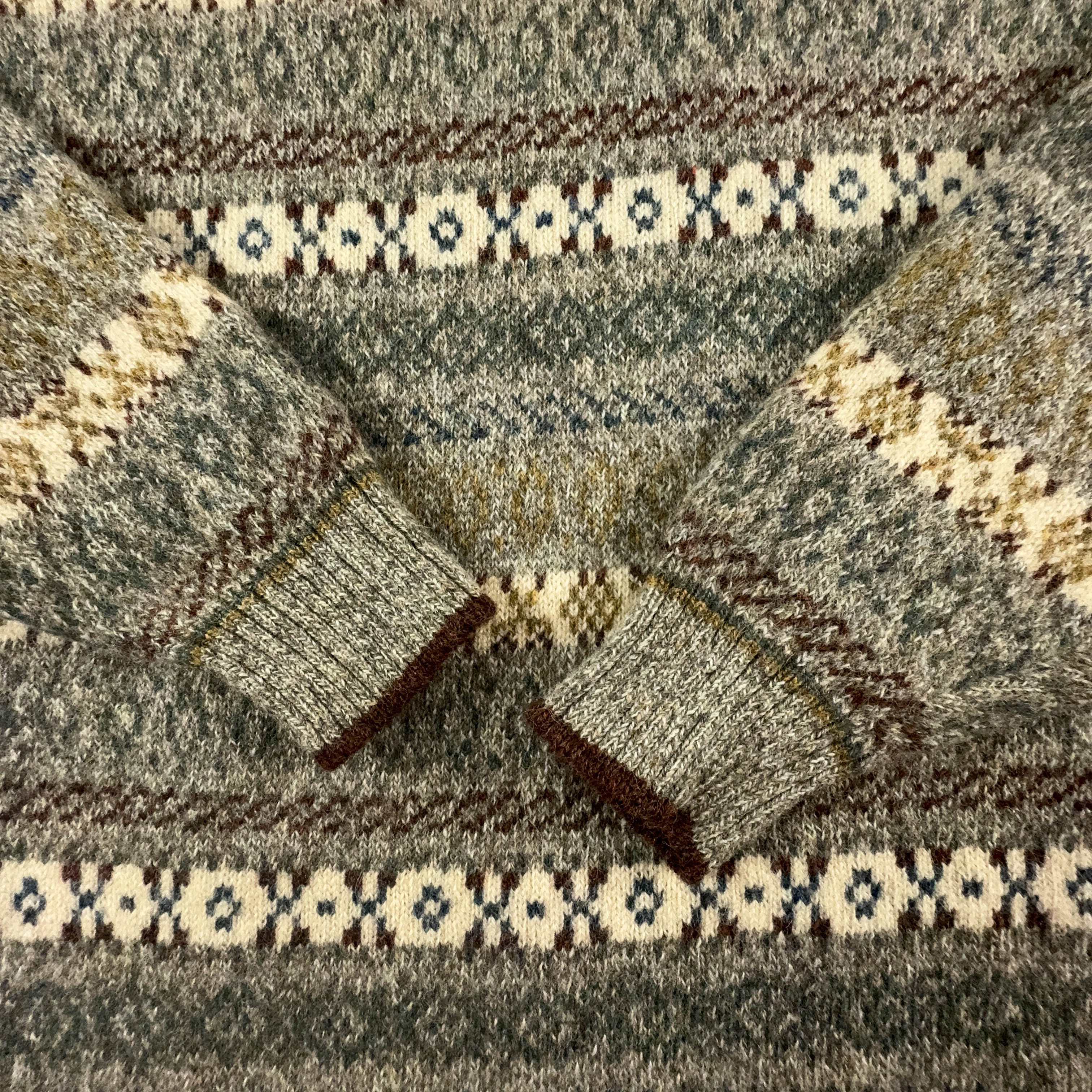 Vintage 100% wool grey geometric pattern crew neck sweater - Size L men