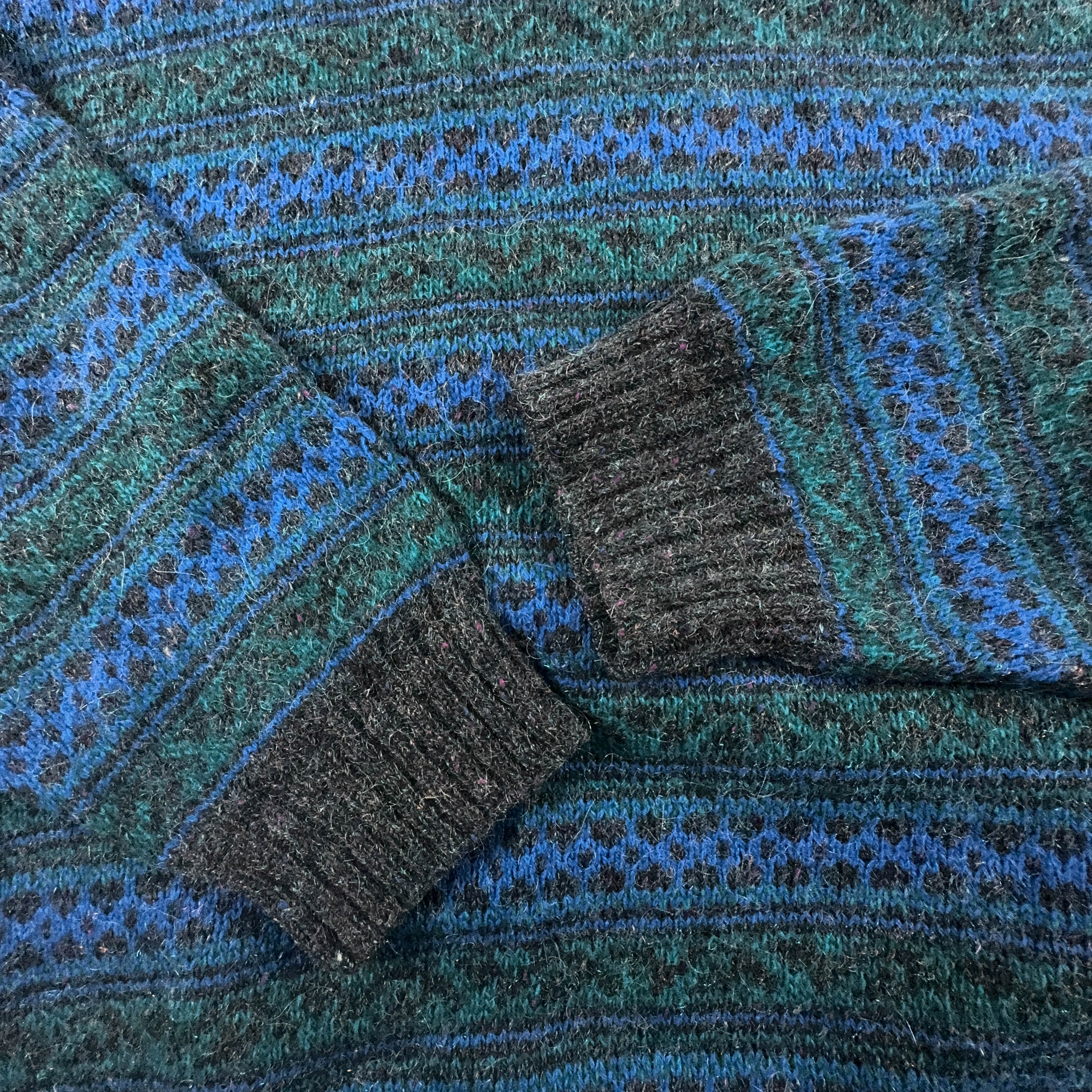 Vintage 70% Wool Blue and Green Crewneck Sweater - Size L/XL Men