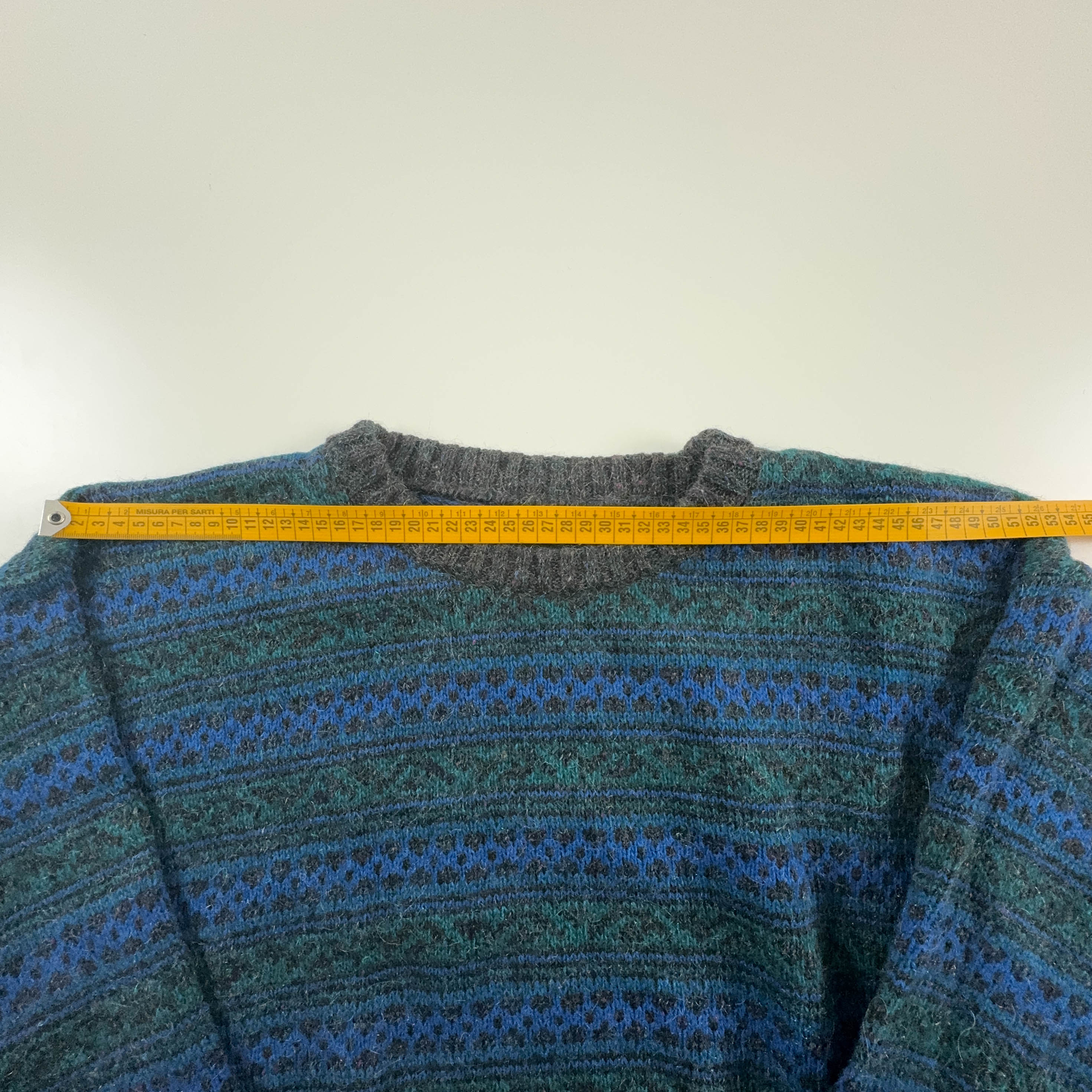 Vintage 70% Wool Blue and Green Crewneck Sweater - Size L/XL Men