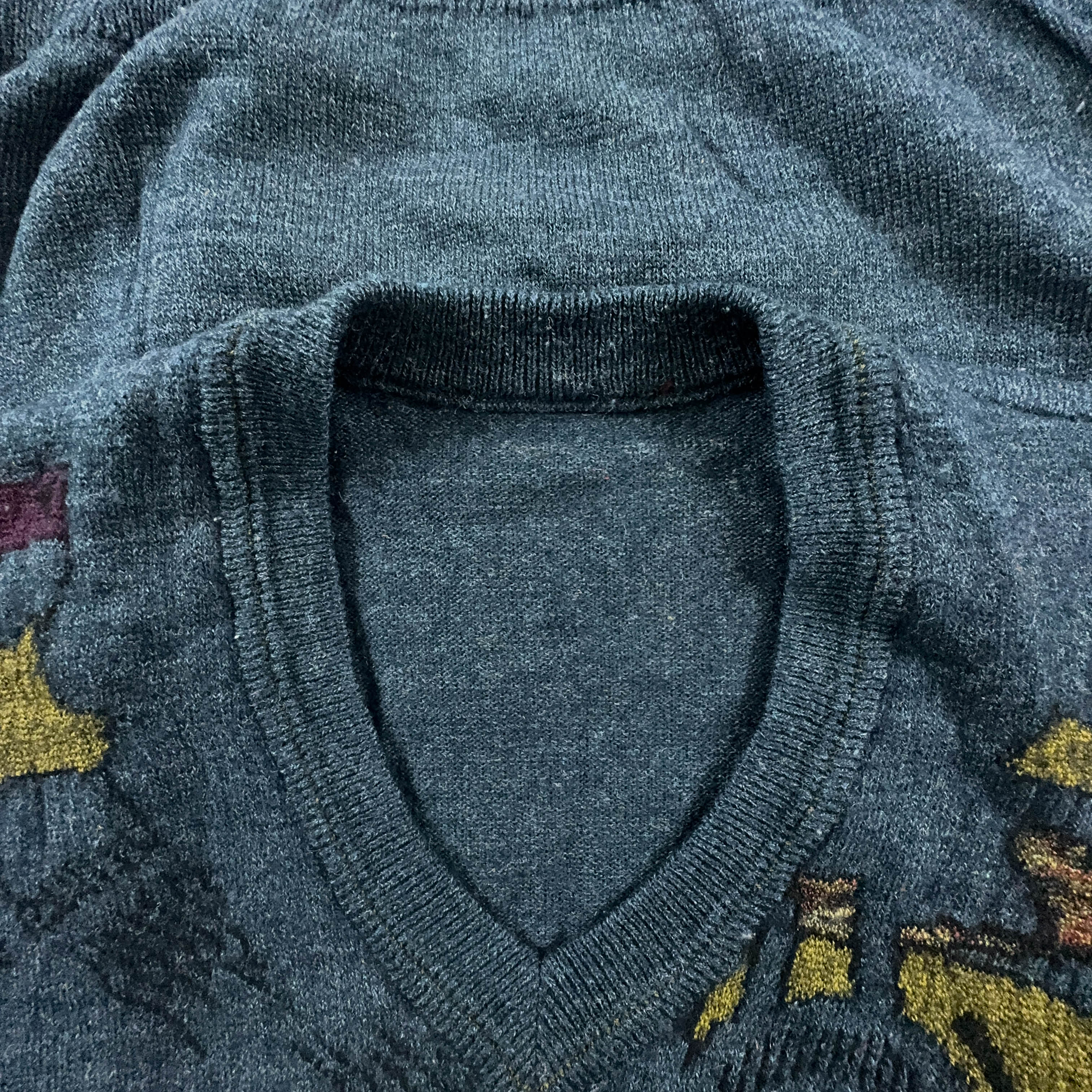 Vintage Blue V-Neck Design Sweater - Size 48 Men