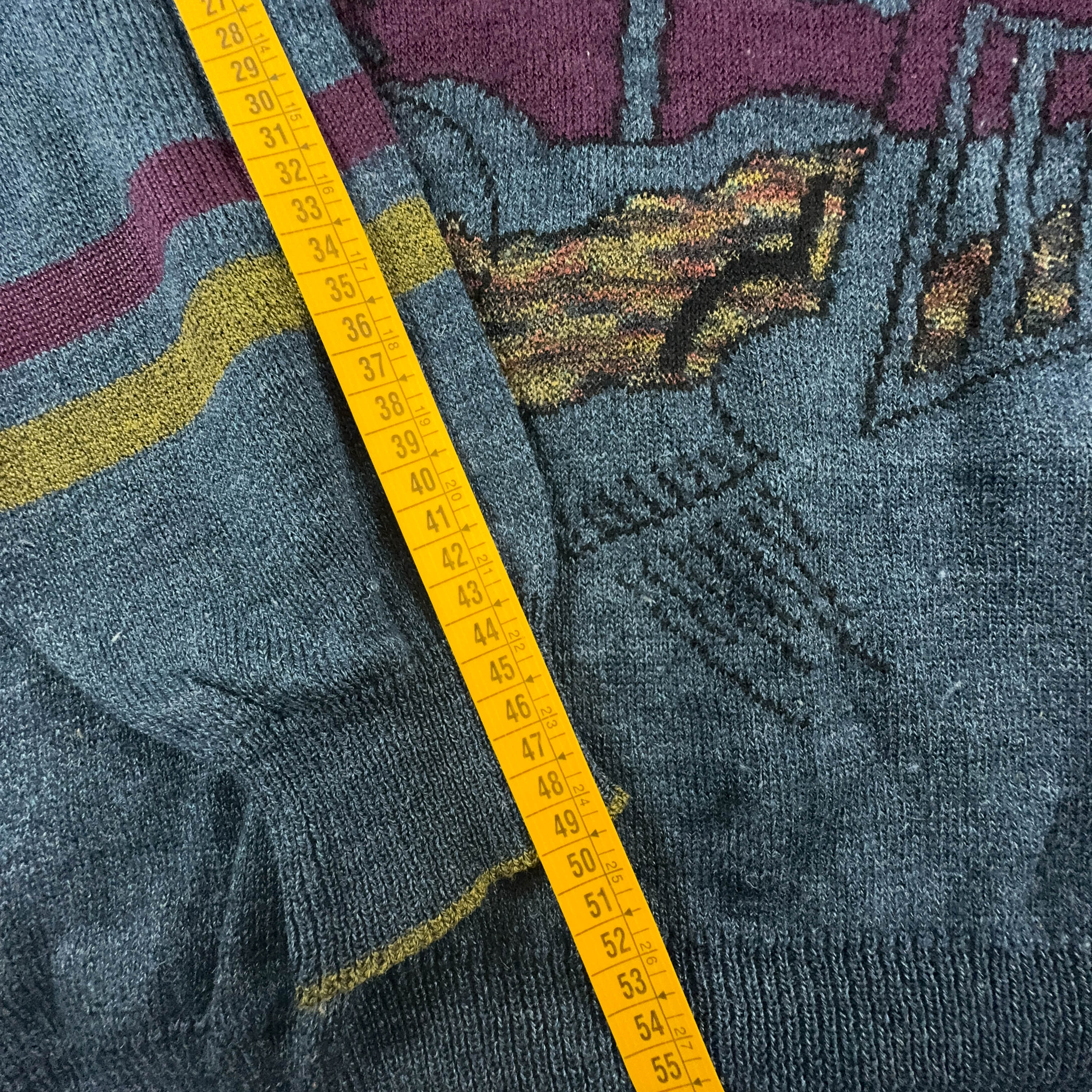 Vintage Blue V-Neck Design Sweater - Size 48 Men