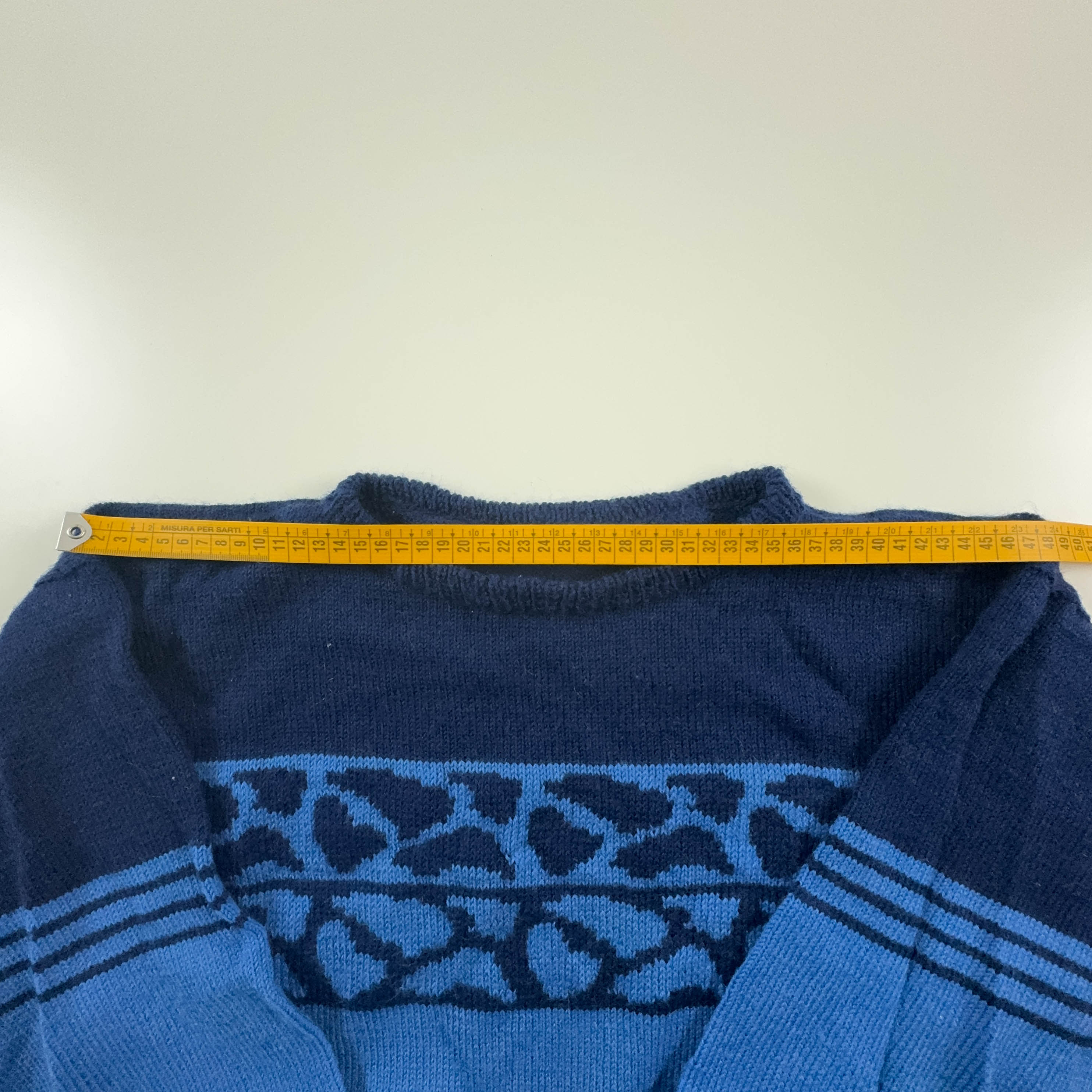 Light and dark blue Vintage crew neck wool blend sweater - Men's size M