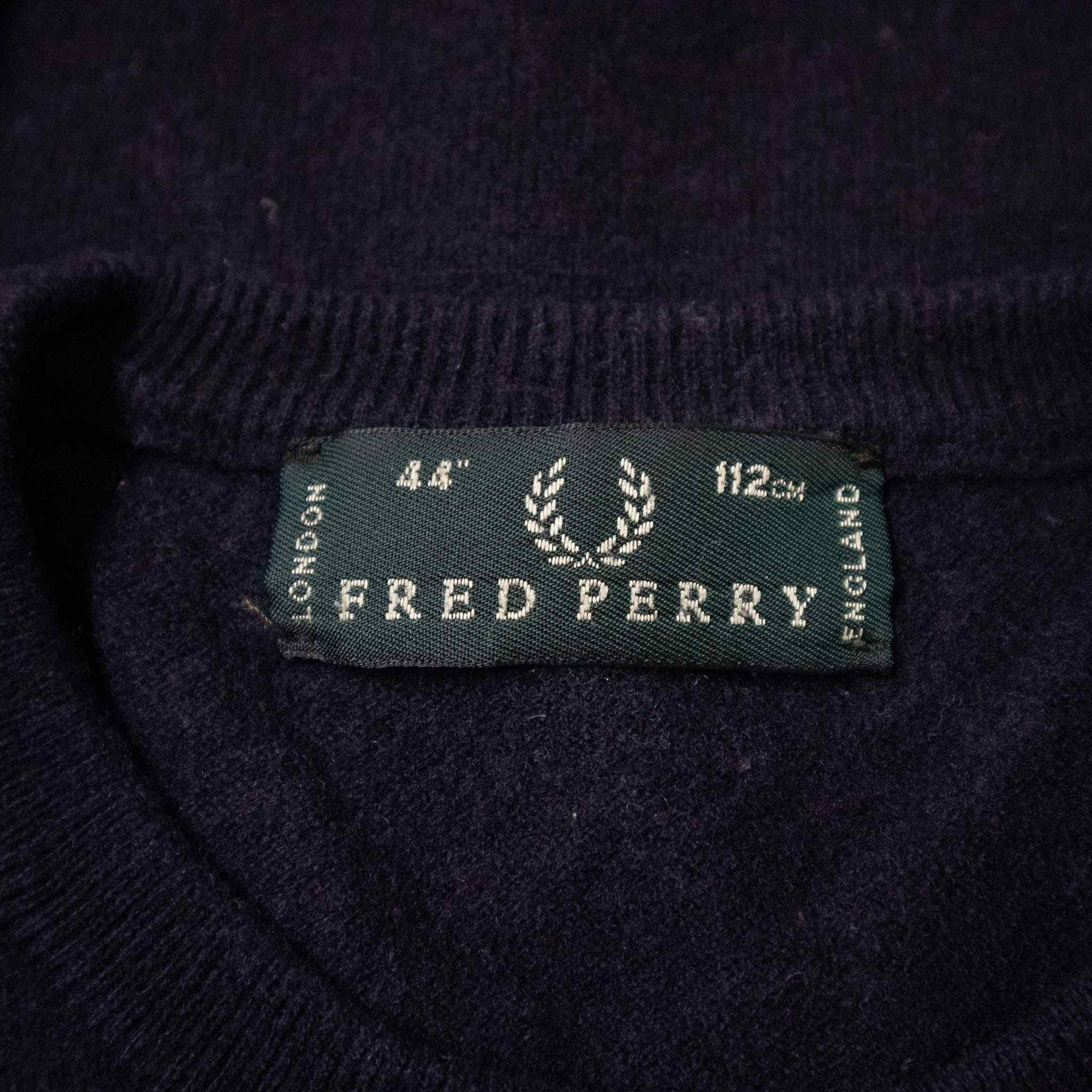 Fred Perry sweater - Size M