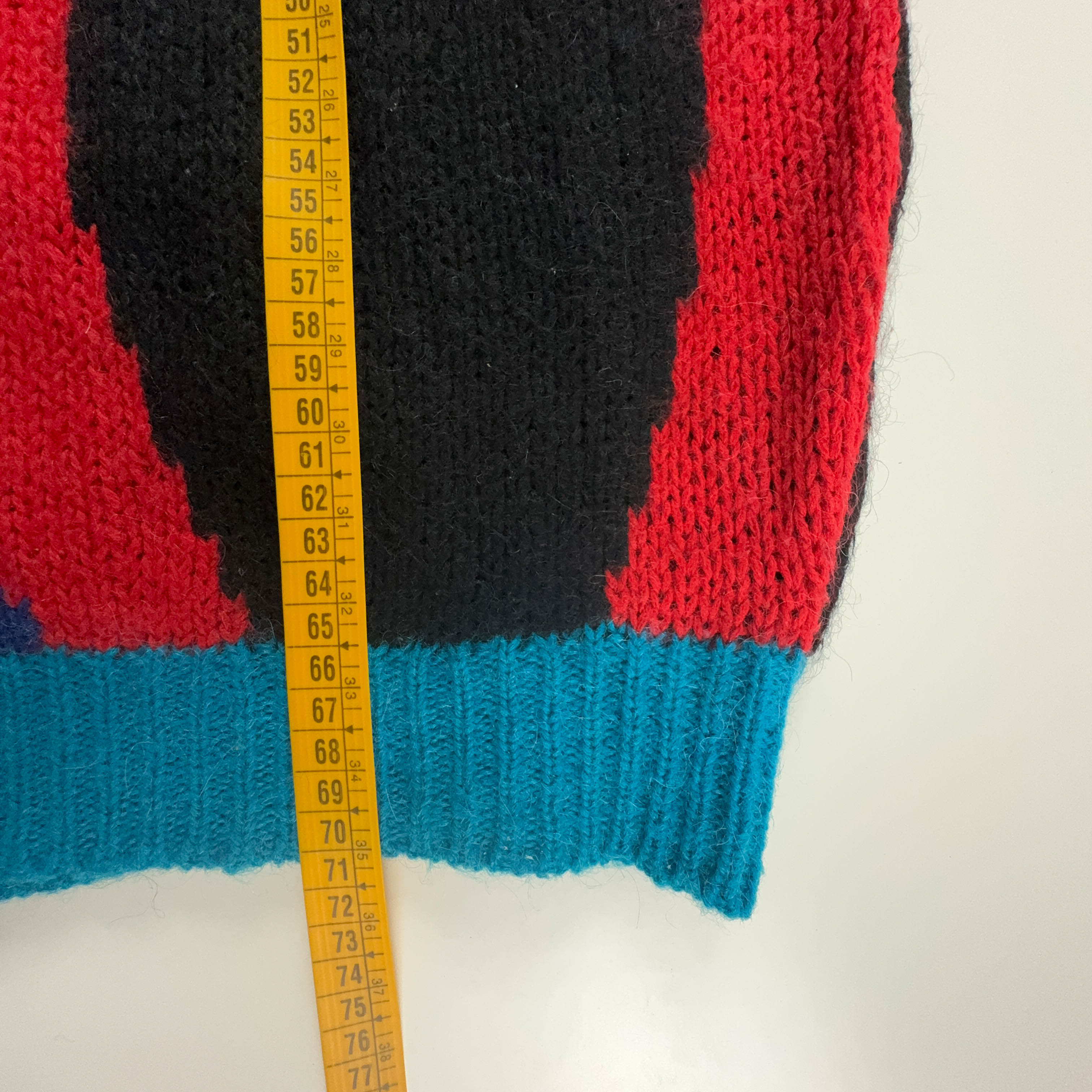 Vintage 70% wool black and light blue geometric crew neck sweater - Size 36 women