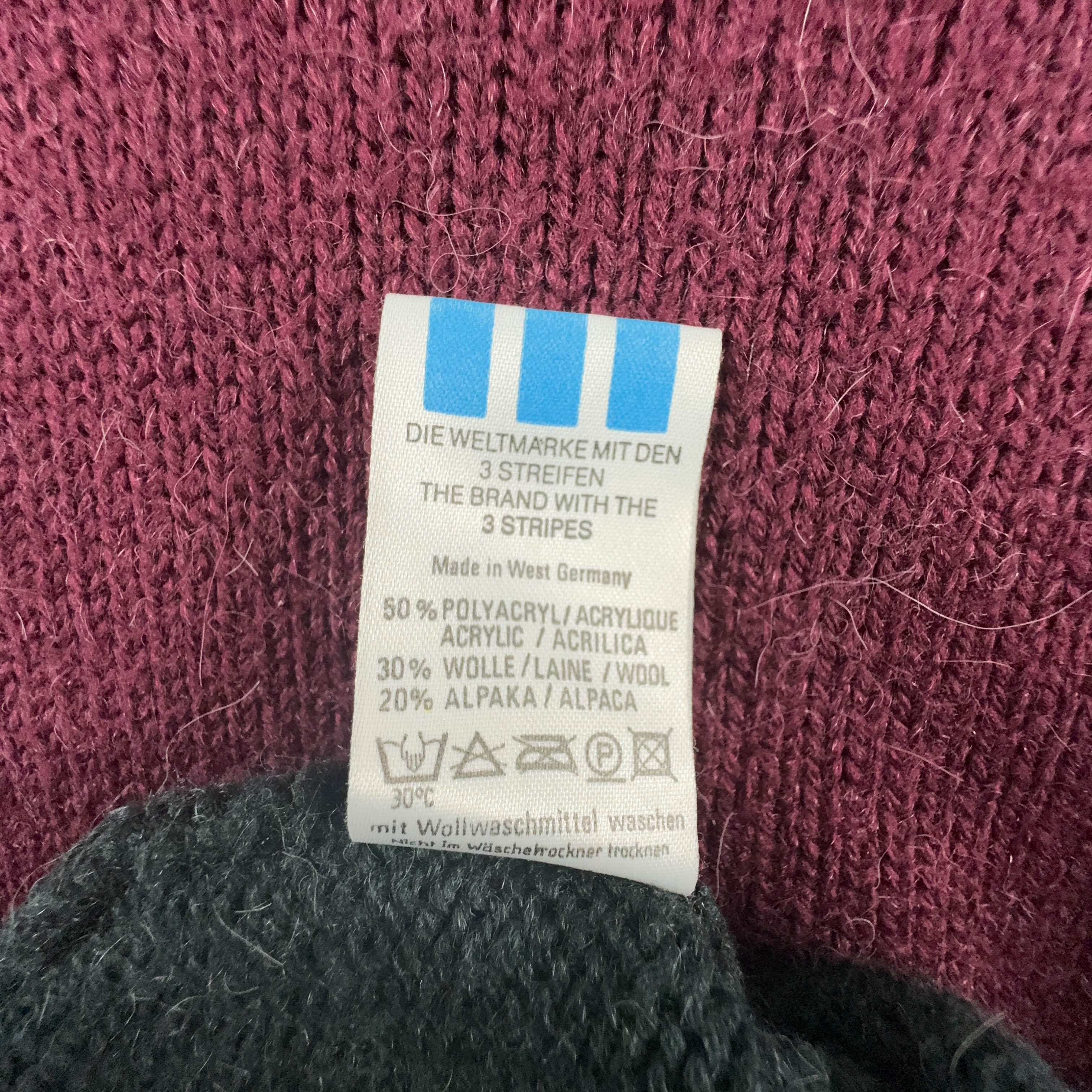 Adidas Vintage 50% Wool & Alpaca Grey & Red Patchwork 90s Sweater - Size 50 Men