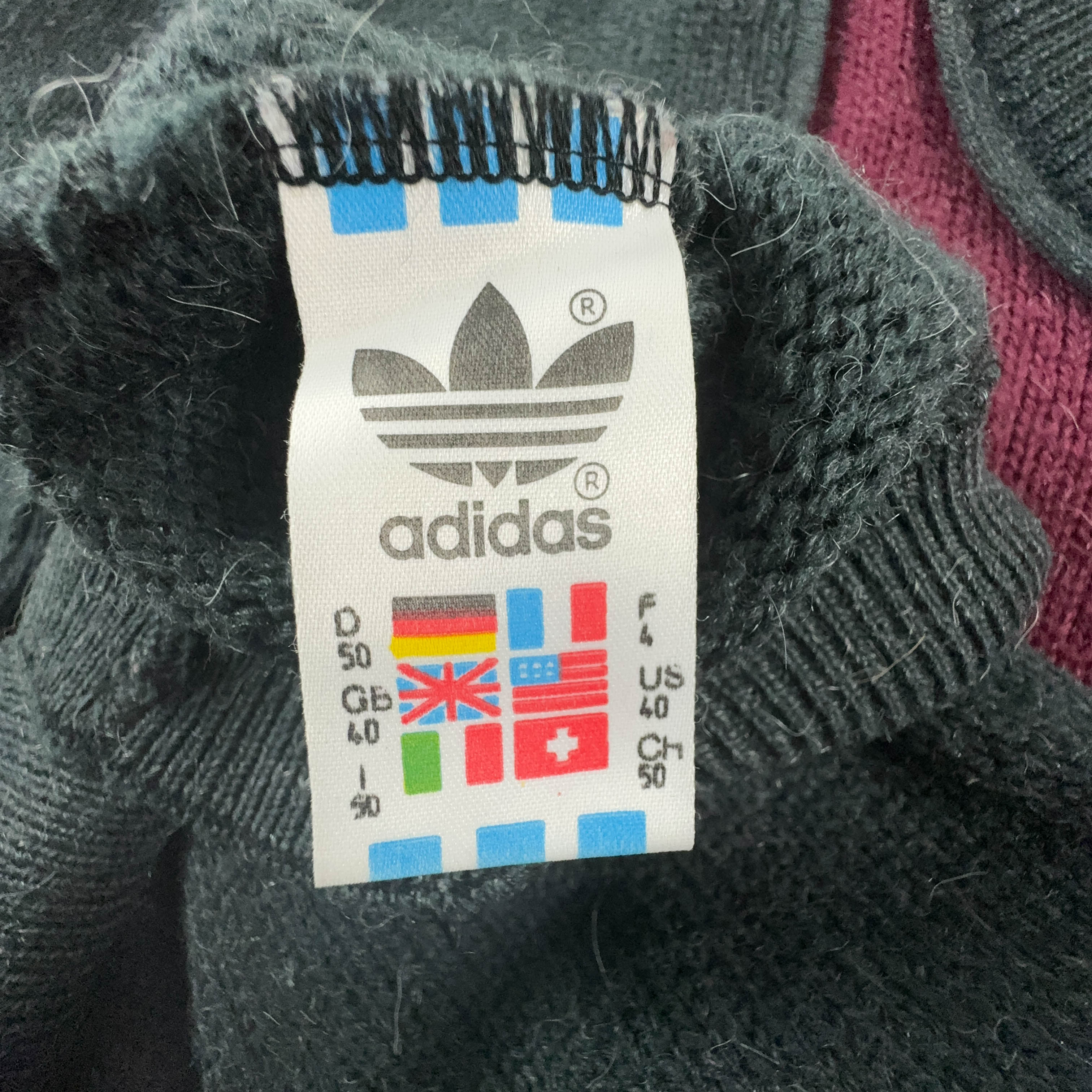 Adidas Vintage 50% Wool & Alpaca Grey & Red Patchwork 90s Sweater - Size 50 Men