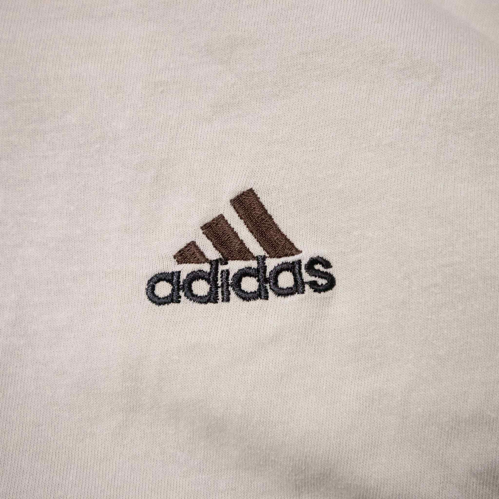 Adidas Vintage T shirt - Size L/XL