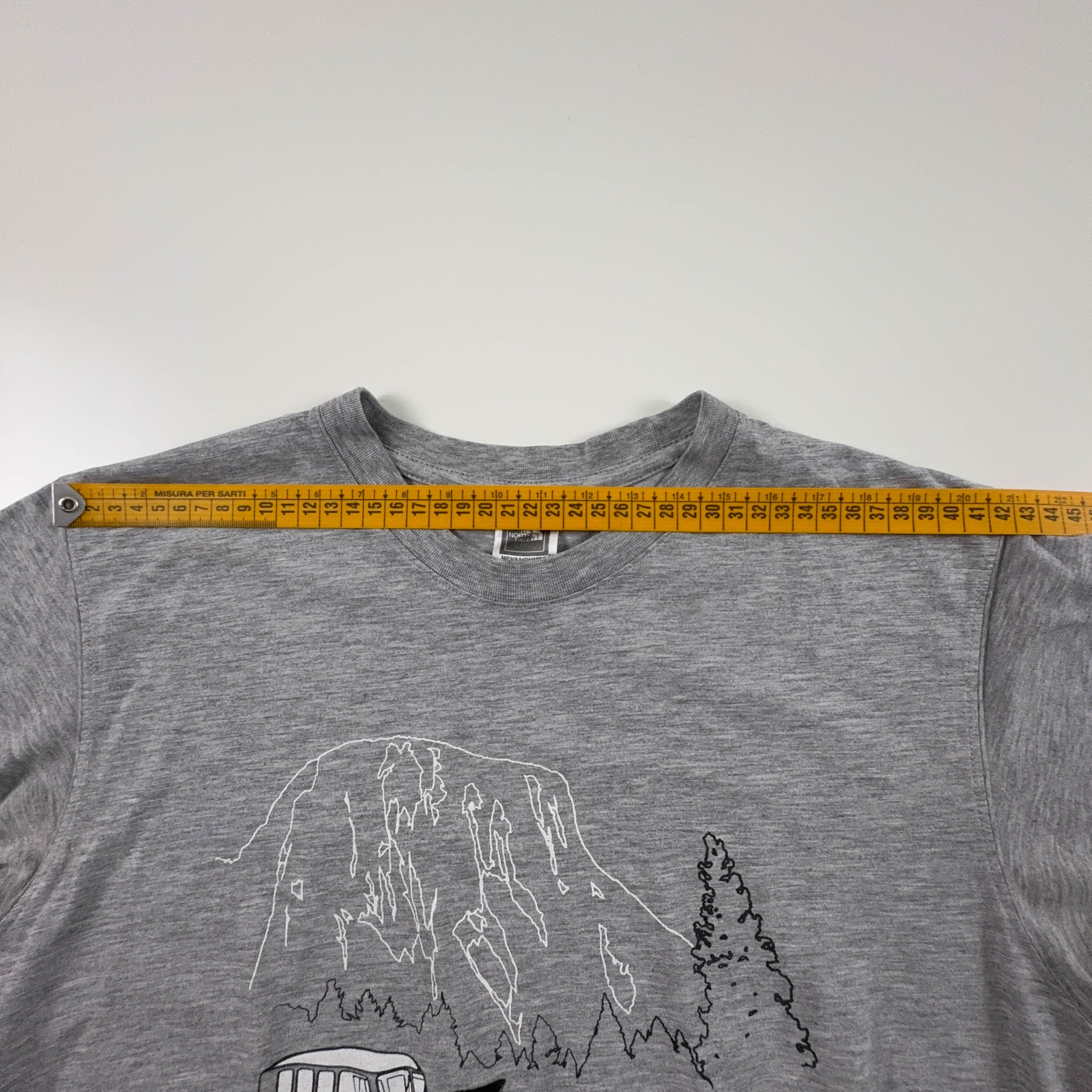 The North Face Grey Cotton T-Shirt with Print - Men's Size S/M