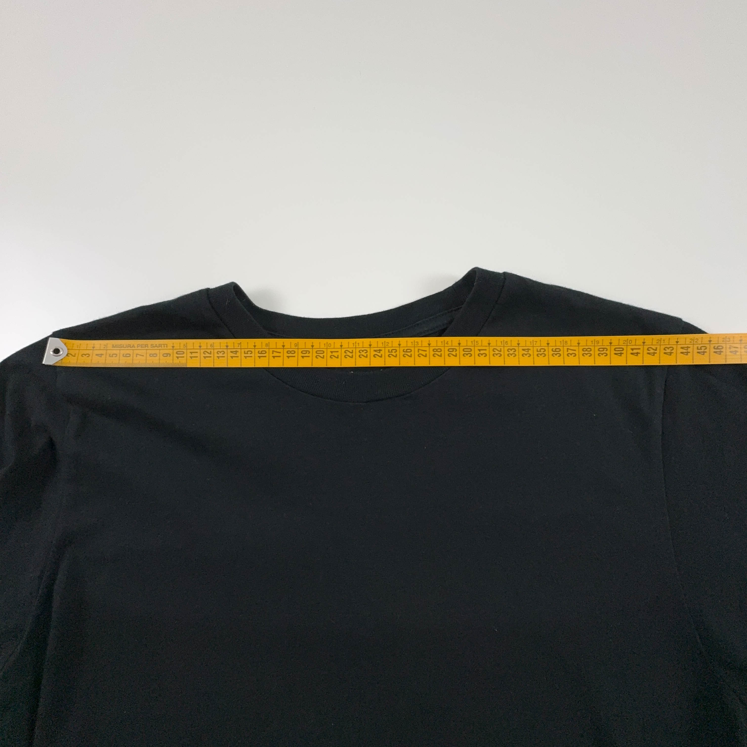 Carhartt Black Cotton T-Shirt - Men's Size M/L