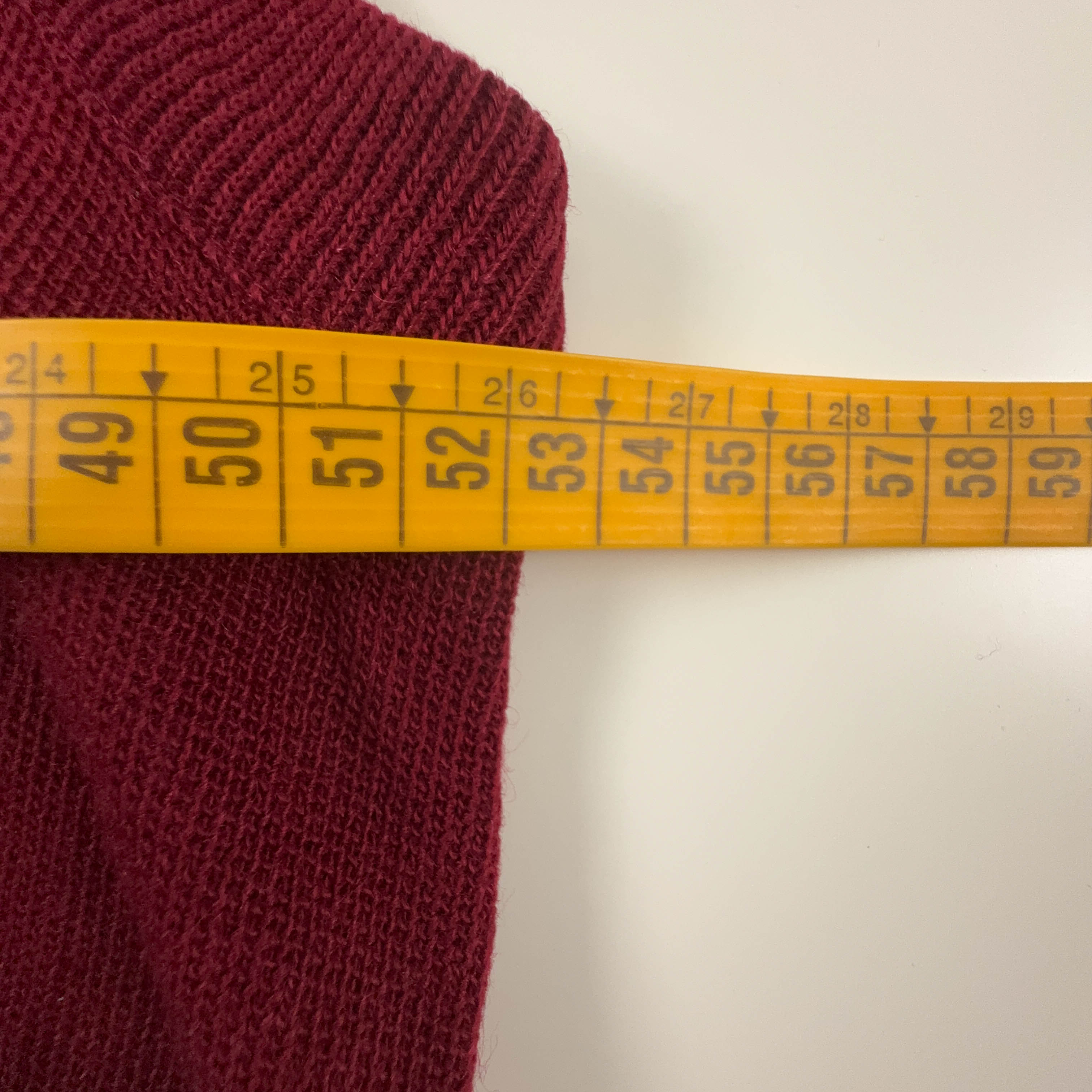 Gilet Lacoste rosso scollo a V logo ricamato 51% lana - Taglia 4 uomo