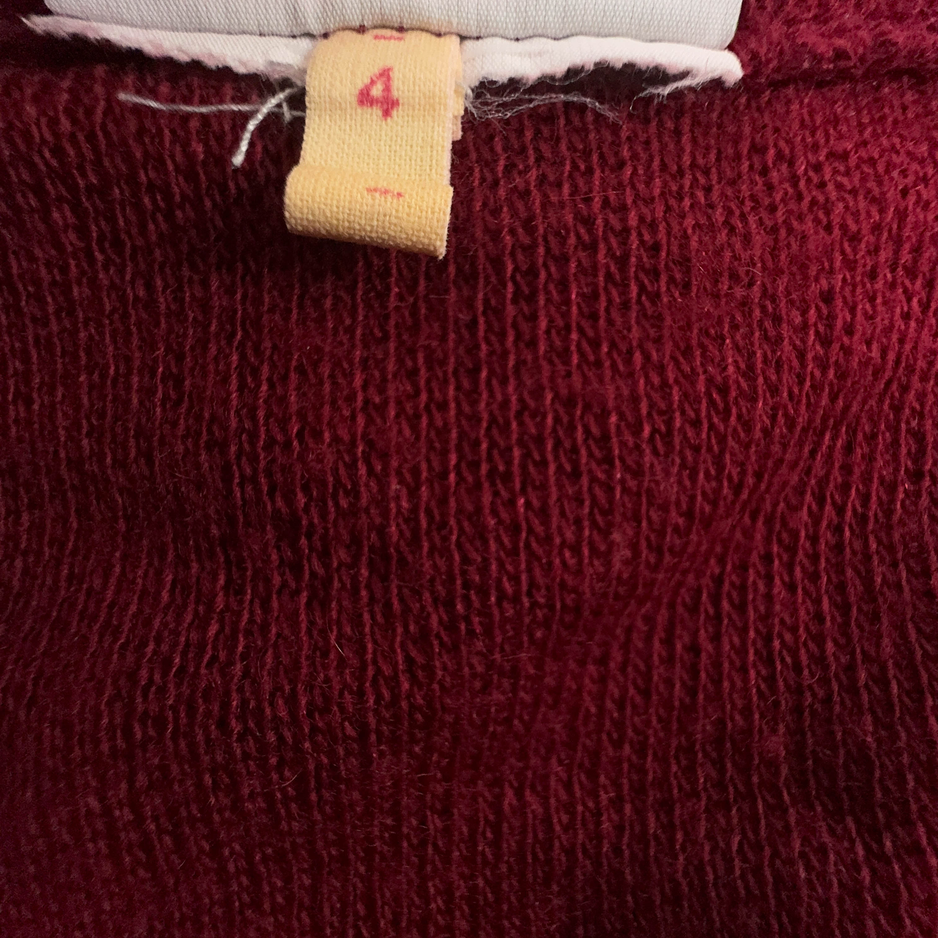 Gilet Lacoste rosso scollo a V logo ricamato 51% lana - Taglia 4 uomo