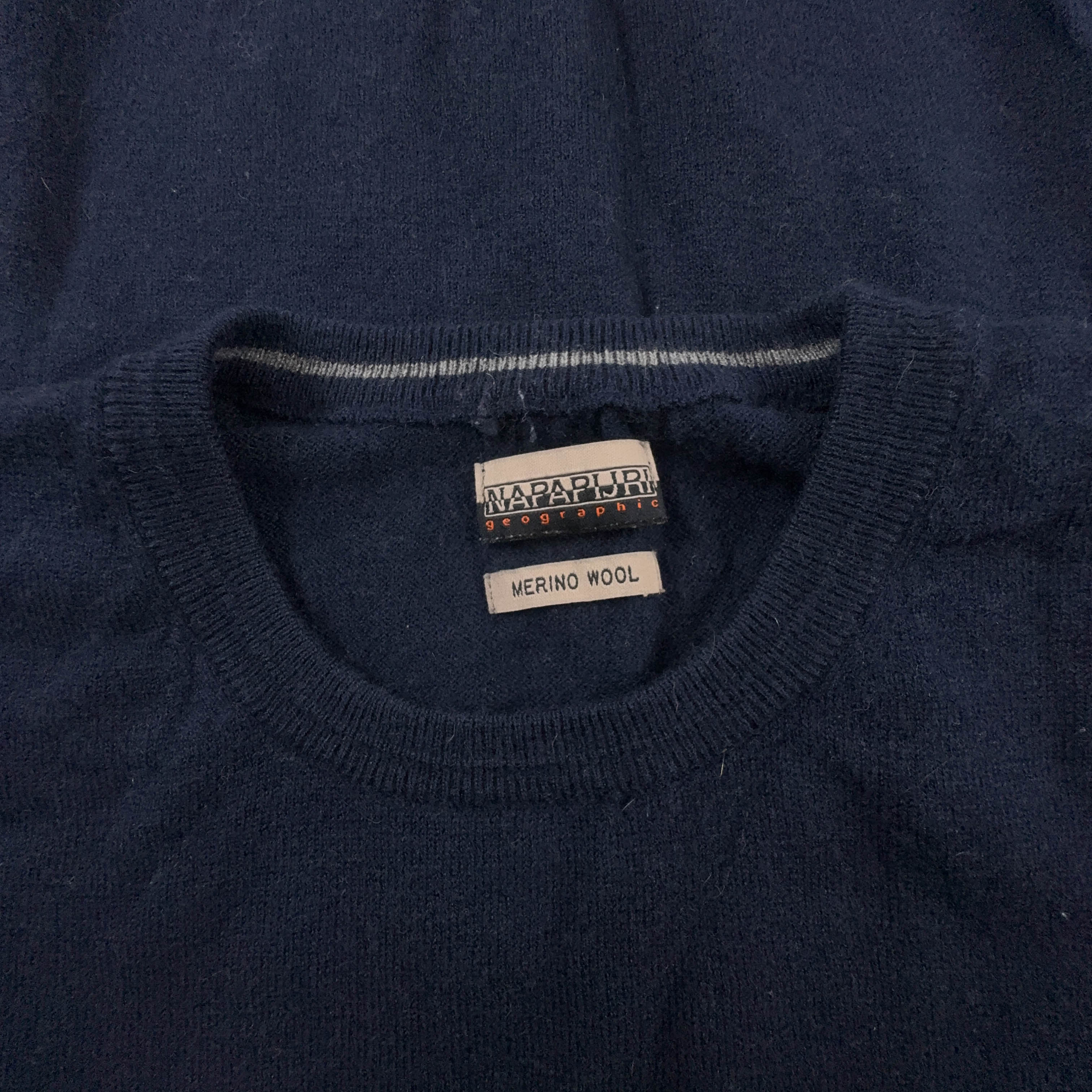 Maglione Napapijri blu scuro a girocollo 100% lana merino - Taglia M uomo