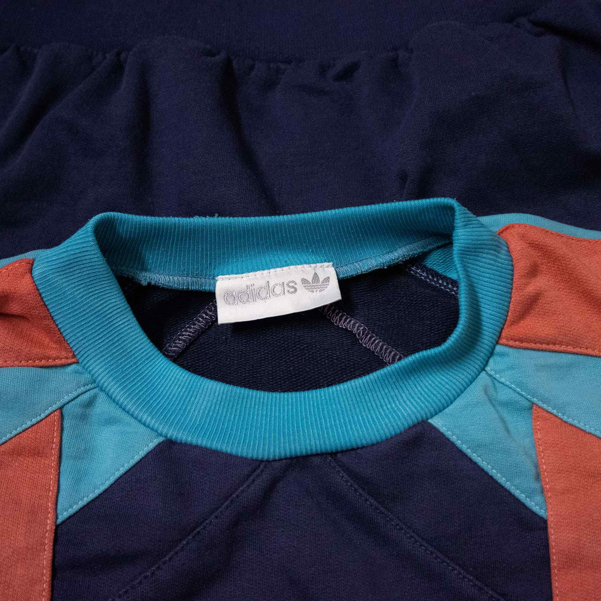 Adidas Vintage Sweatshirt - Size S