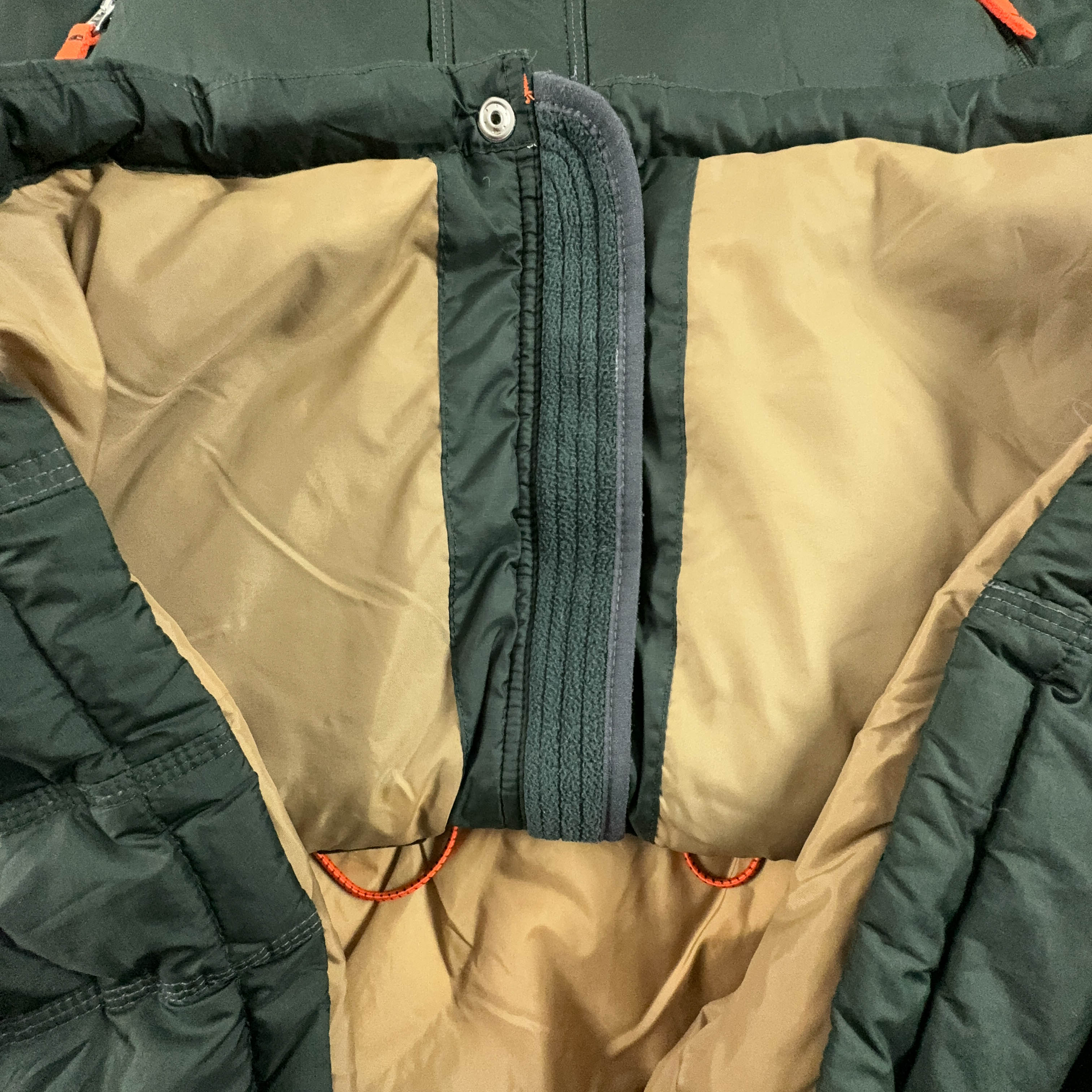 Giubbotto Nike Vintage anni 00 verde con dettagli arancioni e cappuccio - Taglia XL 188 uomo