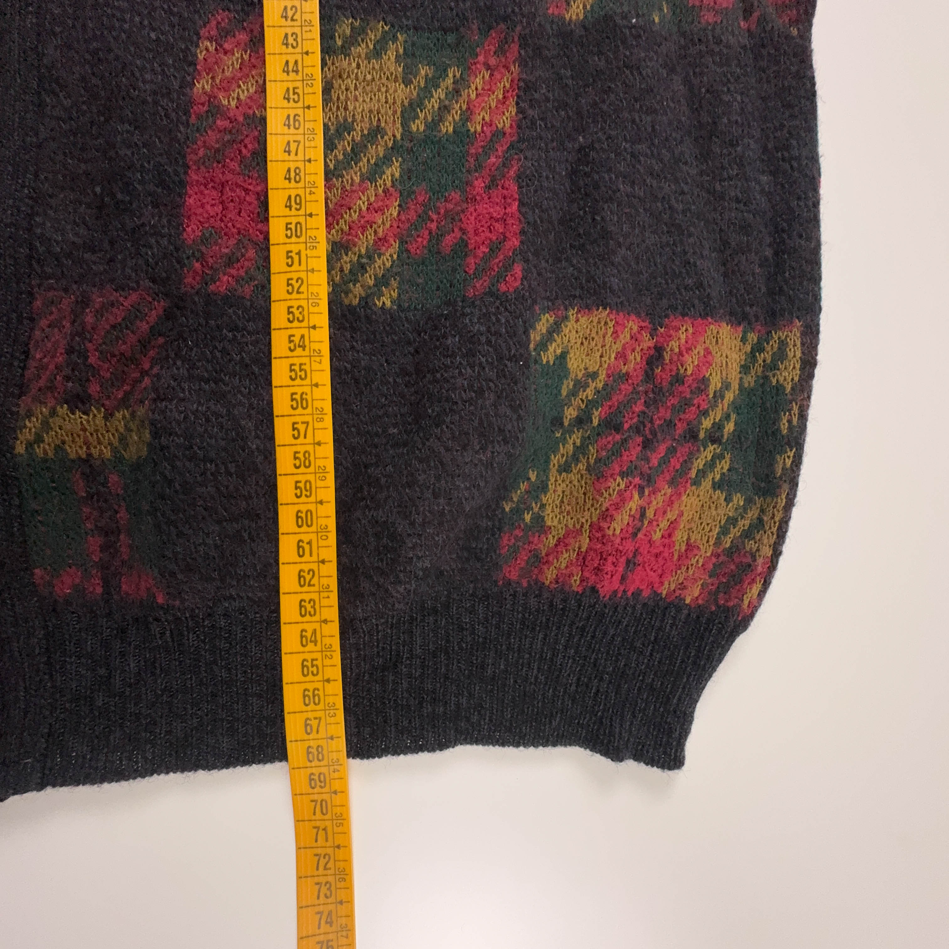 Cardigan Vintage nero e rosso a quadri 60% lana e alpaca anni 80 90 - Taglia L uomo