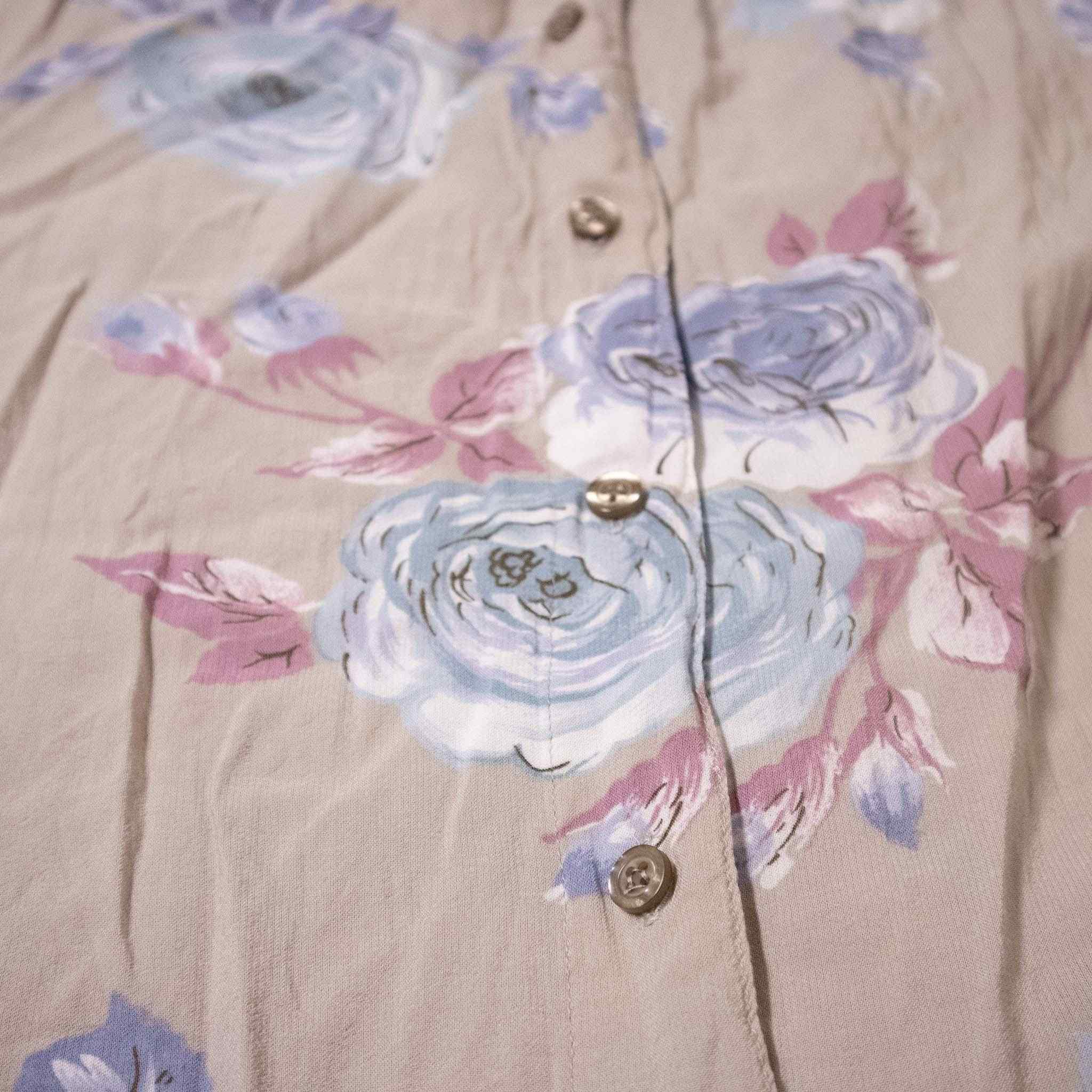 Vintage Shirt - Size M/L