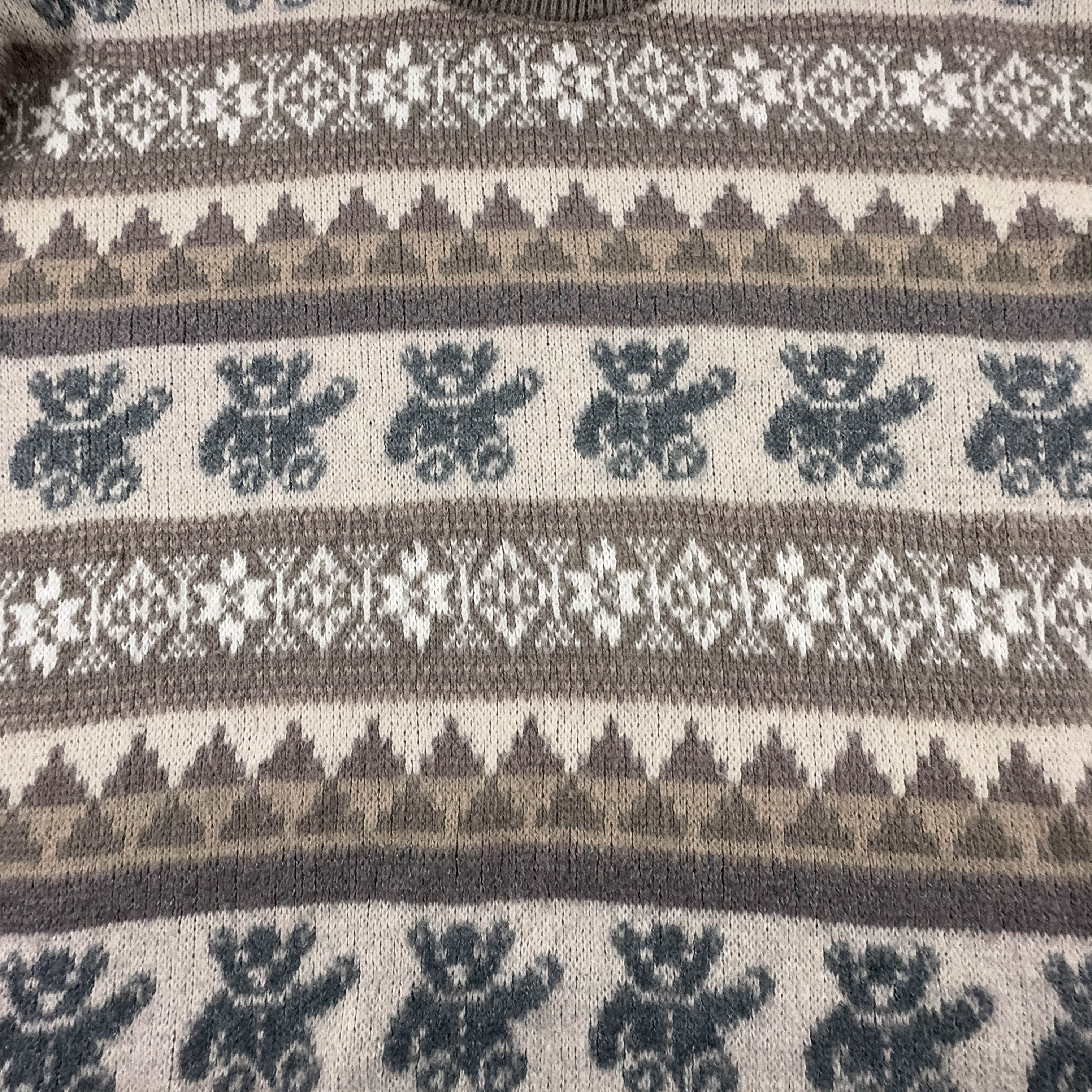 Vintage 30% wool beige patterned sweater Made in Italy - Size L/XL men