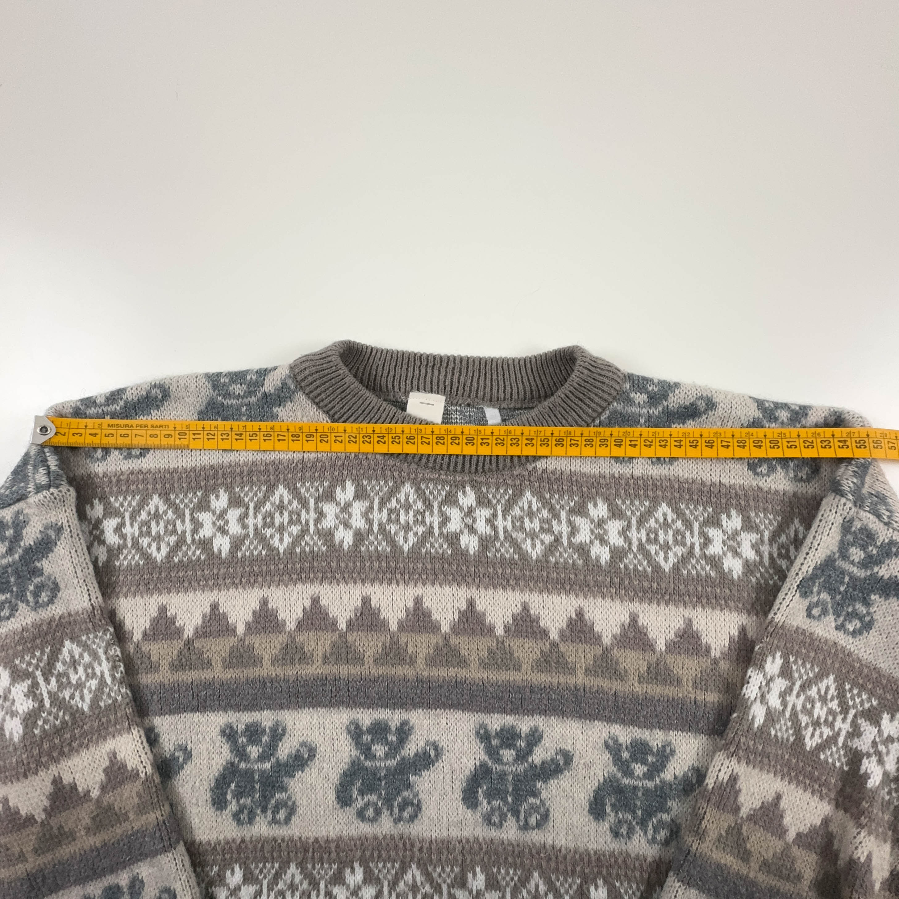 Vintage 30% wool beige patterned sweater Made in Italy - Size L/XL men