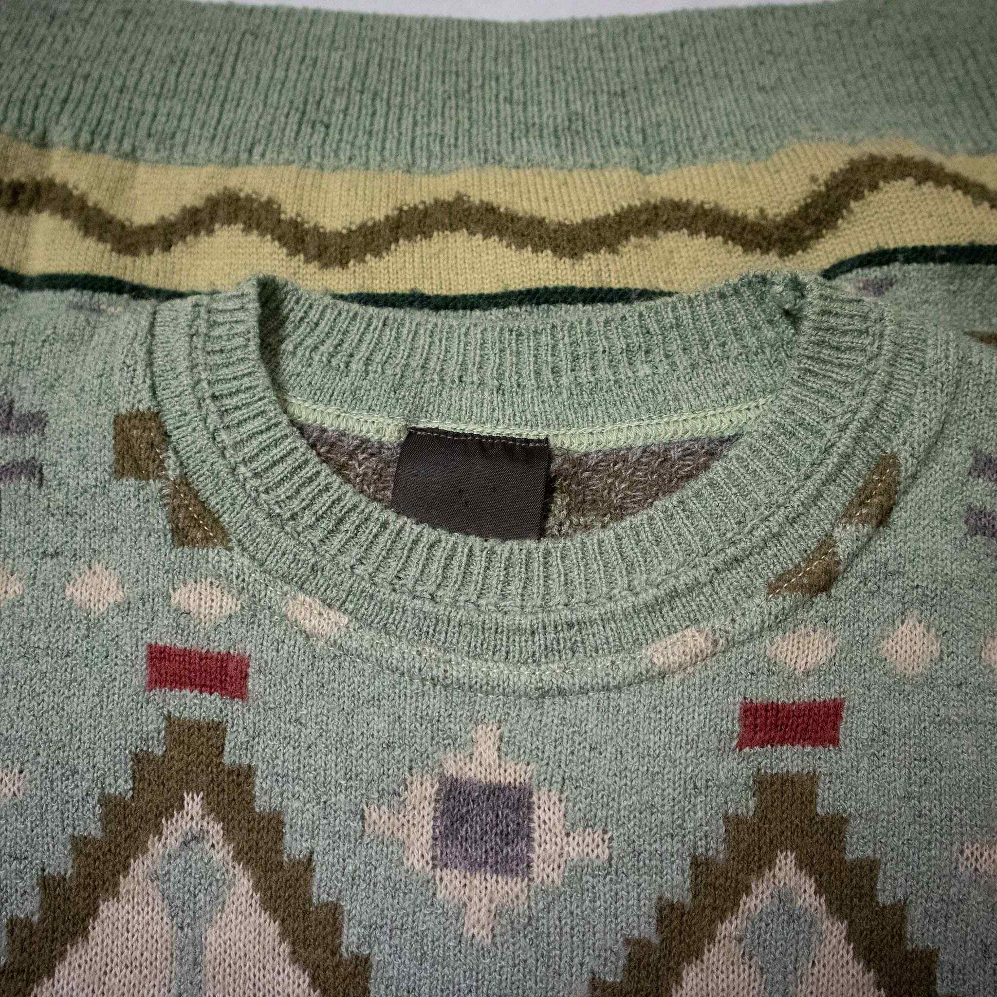 Vintage sweater 60% wool - Size M/L