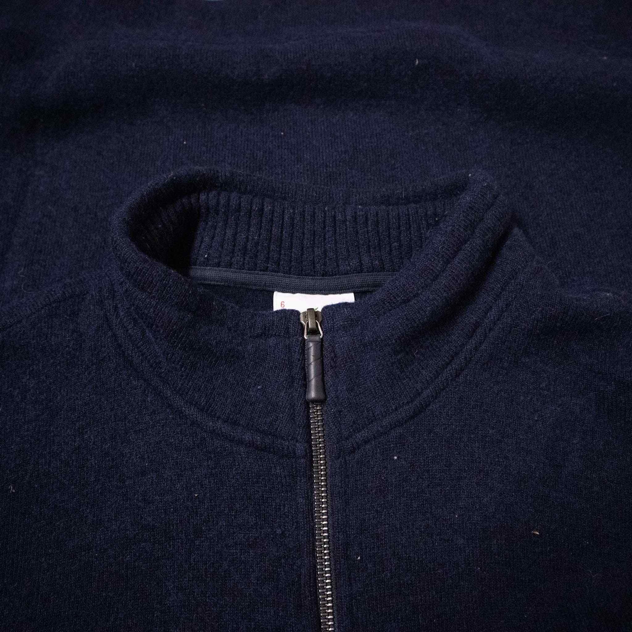 Lacoste 100% wool sweater - Size L