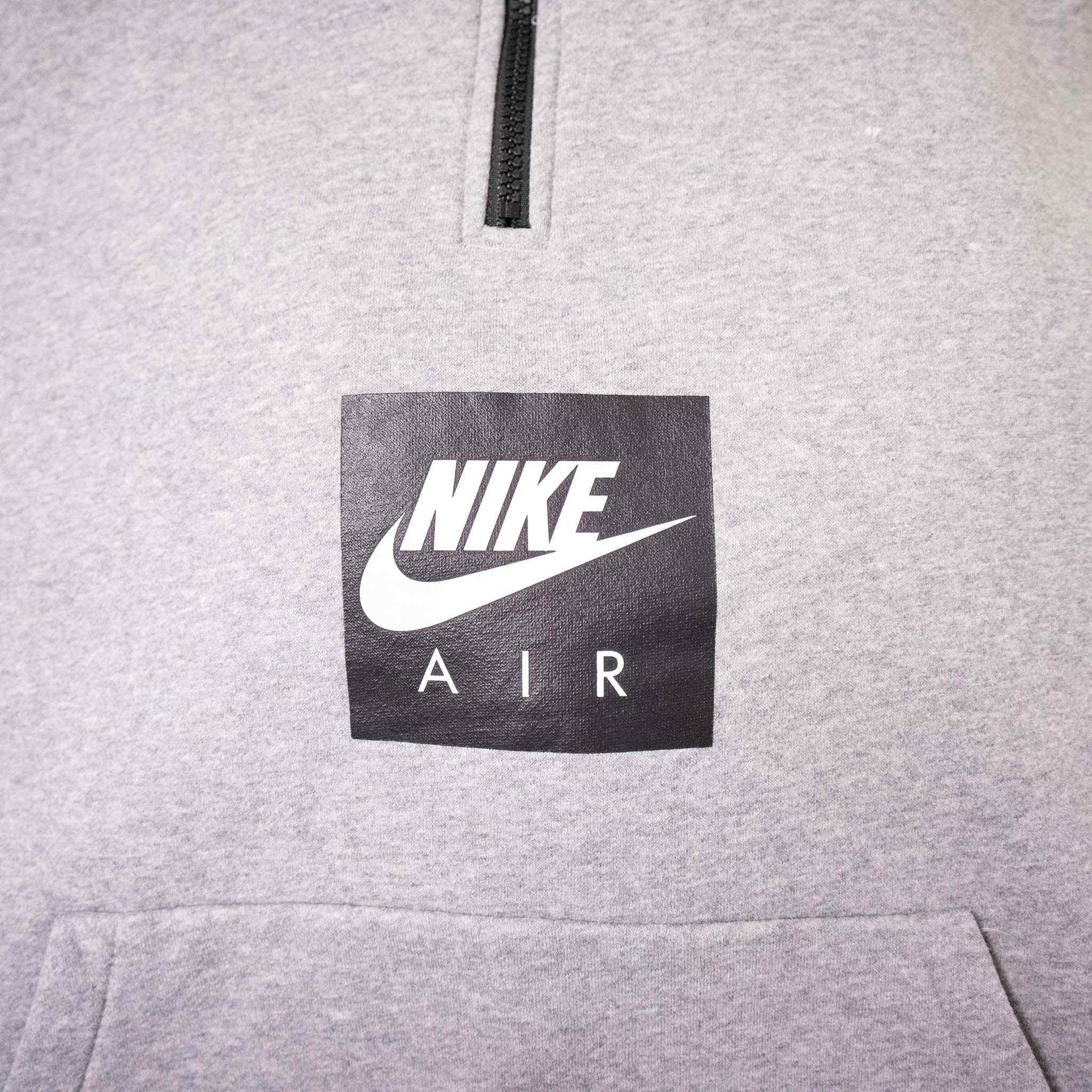 Nike Sweatshirt - Size L