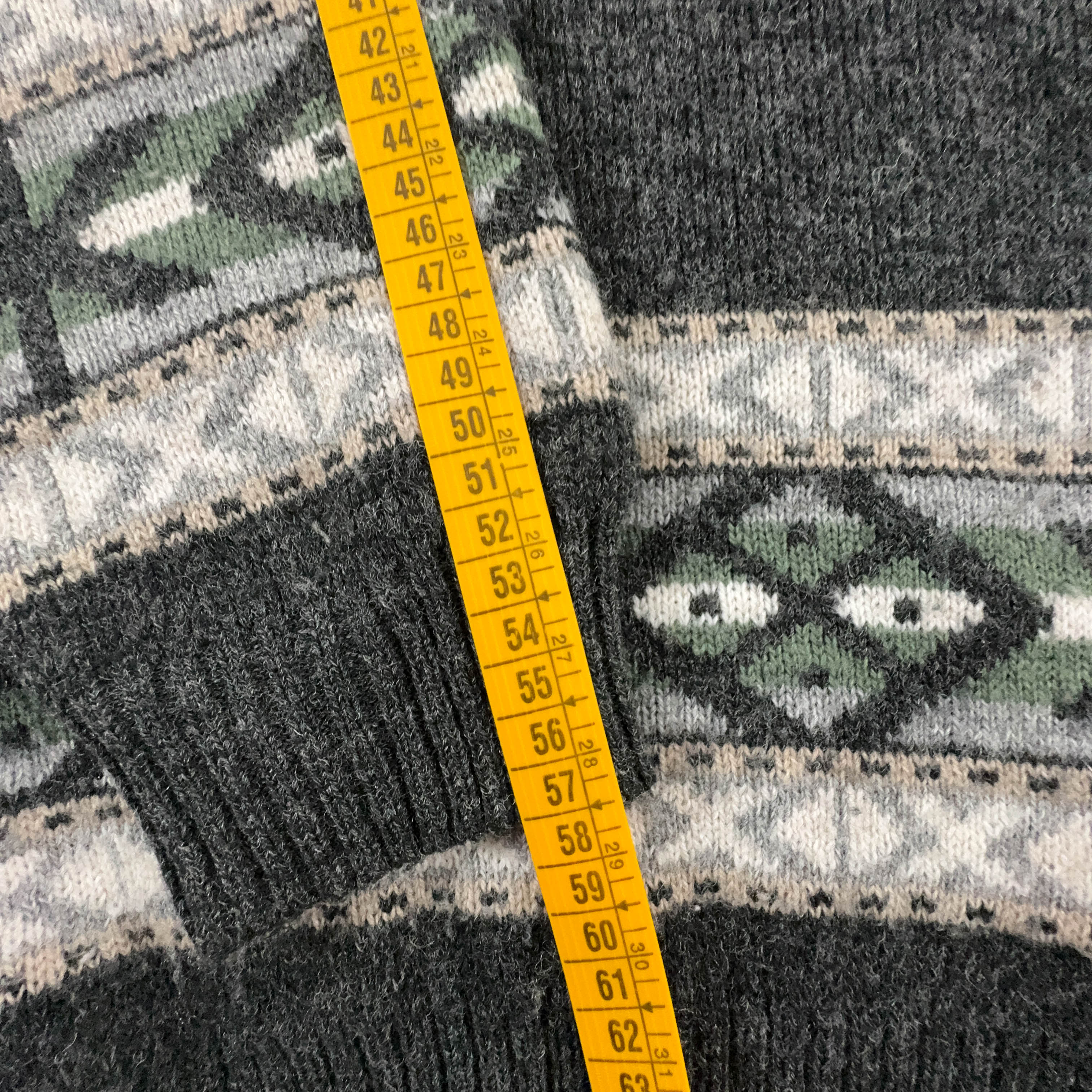 Vintage Cardigan Grey 30% Wool with Embroidery and Buttons - Size 54 Men